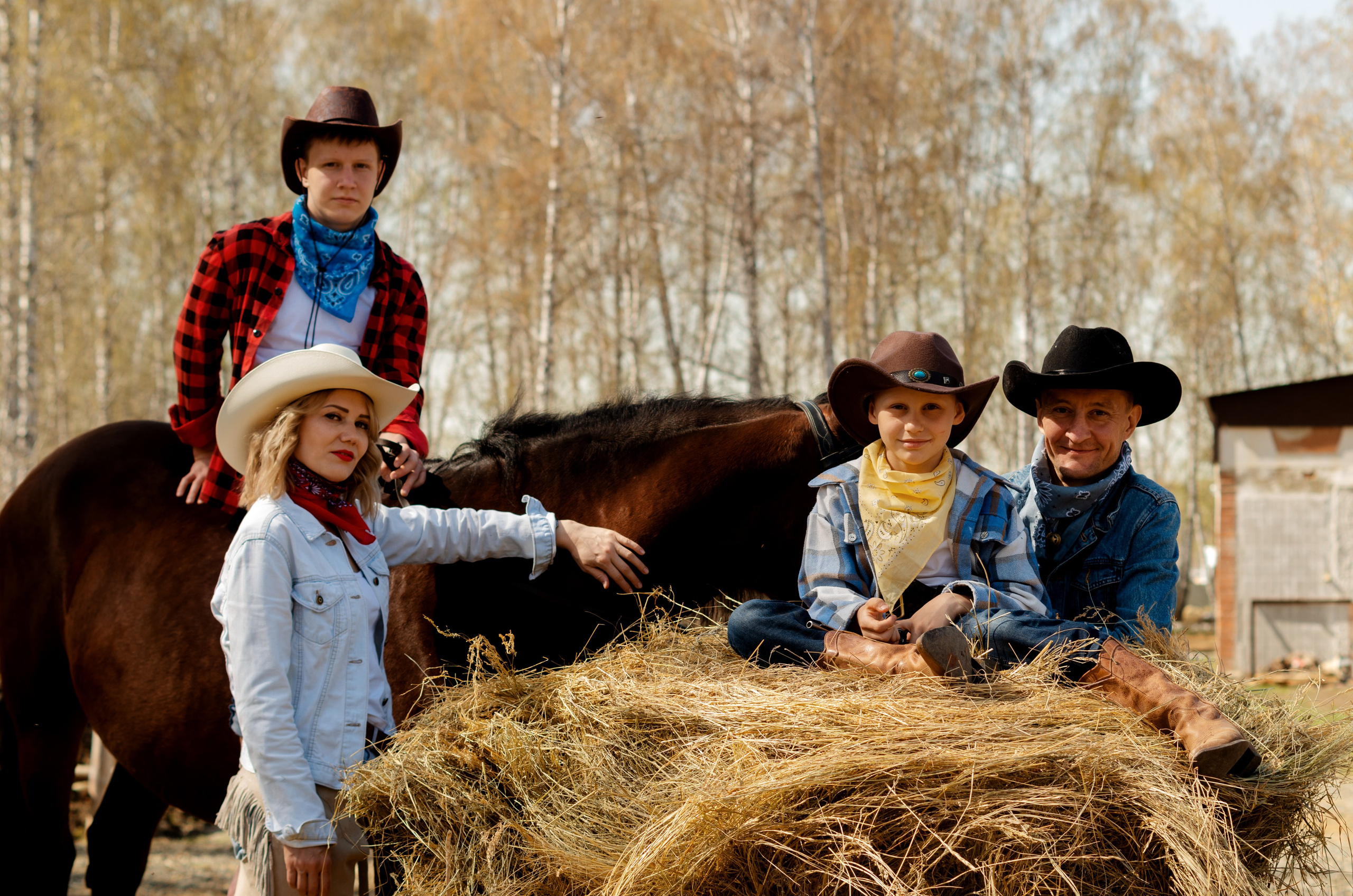 Western. Фотограф Марина Доглядная Челябинск фотосессии с лошадьми, мотоциклами