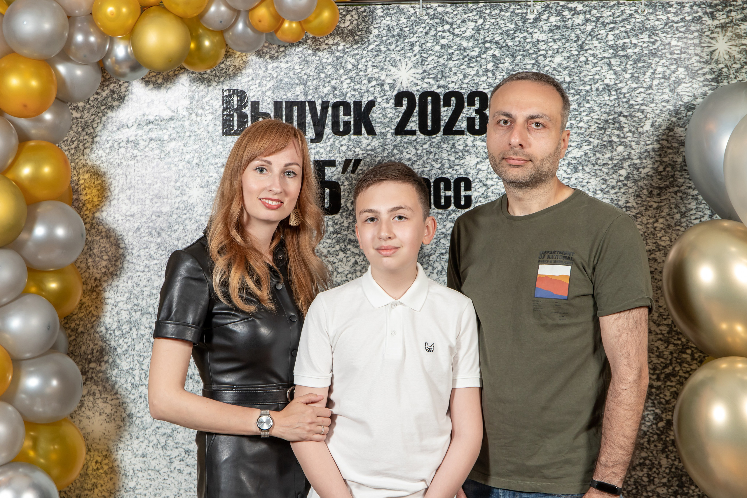 Выпуск 4Б 23 год. Семейный и свадебный фотограф в Геленджике Михаил Шматов