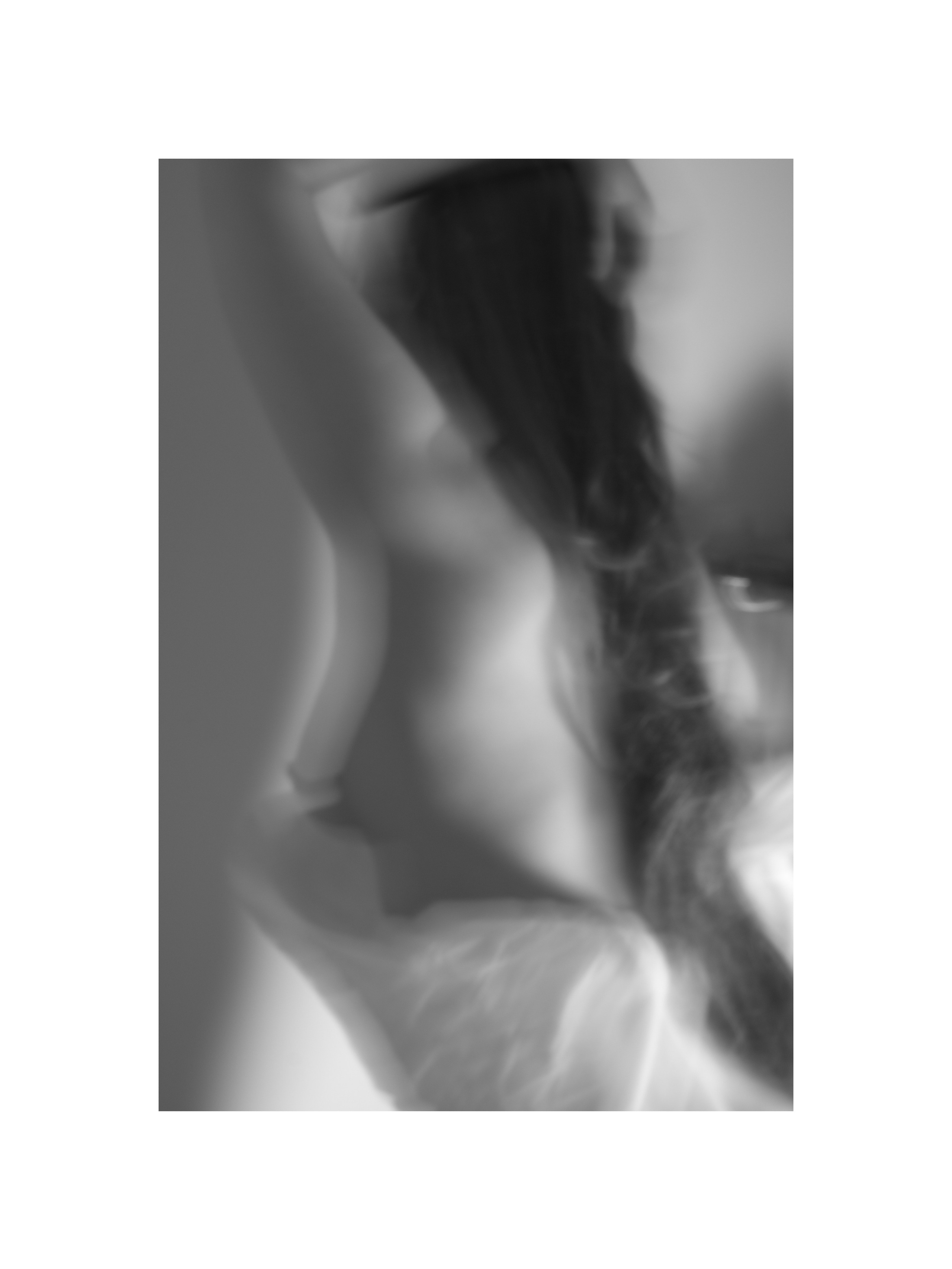 Будуарная фотосессия, непошлое ню, чувственное тело. Фотограф Анна Чанаях