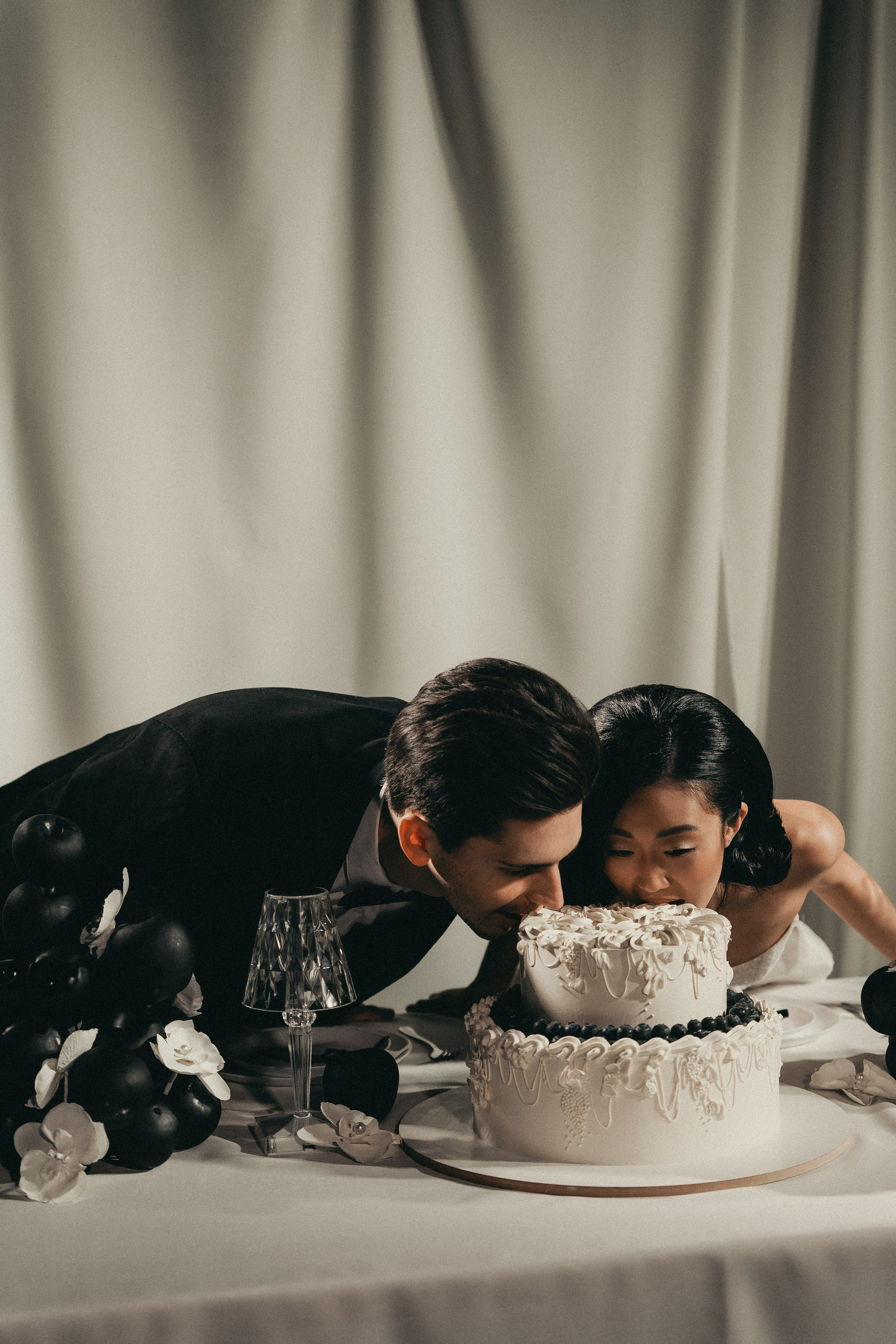 Свадебный фотограф Санкт-Петербург. Свадебная фотосессия. Федосова Елизавета - фотограф СПб. Свадьба в стиле маскарад.