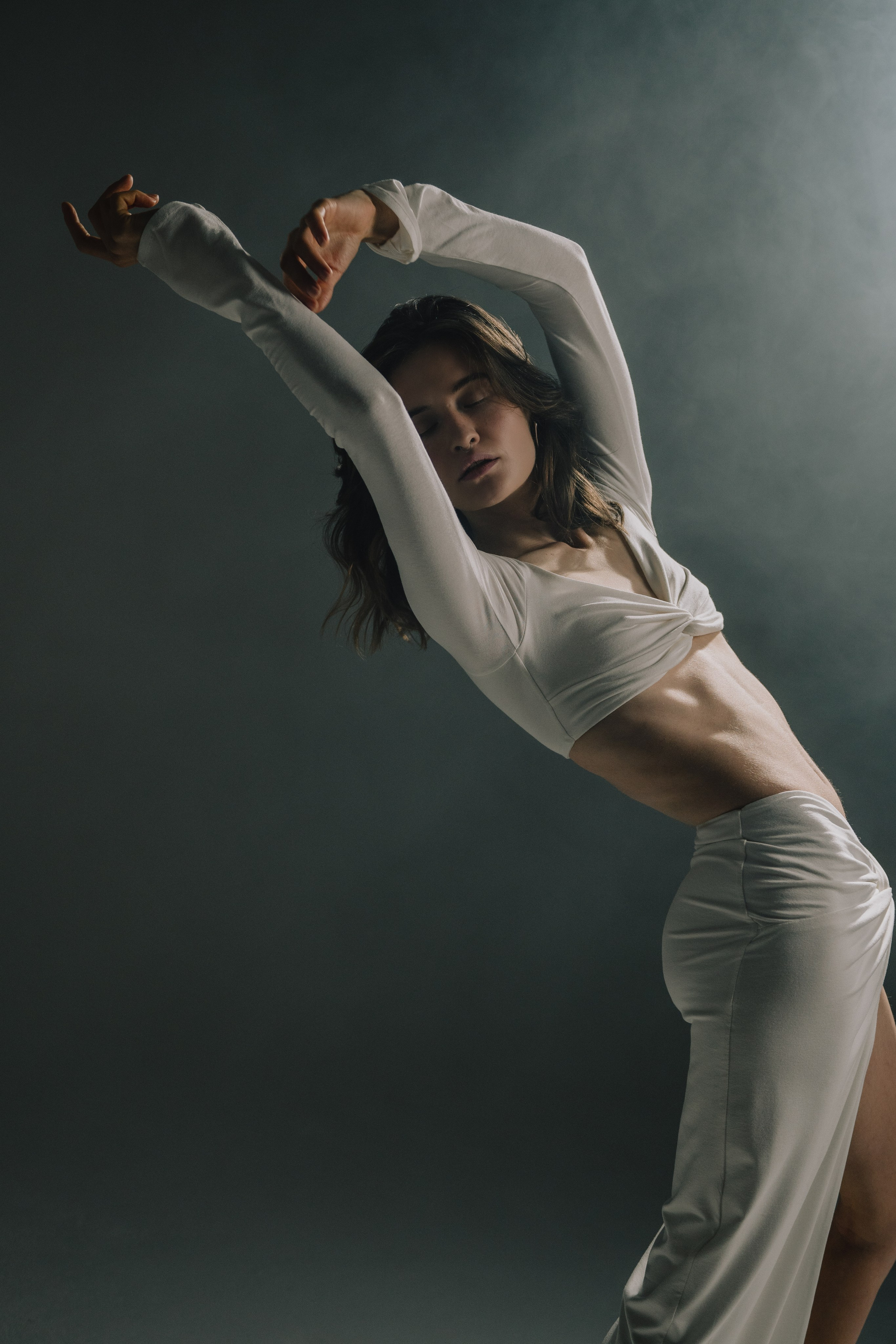 Фотосессия в Спб. Фотосессия в студии СПб. Красивая фотосессия с дымом. 