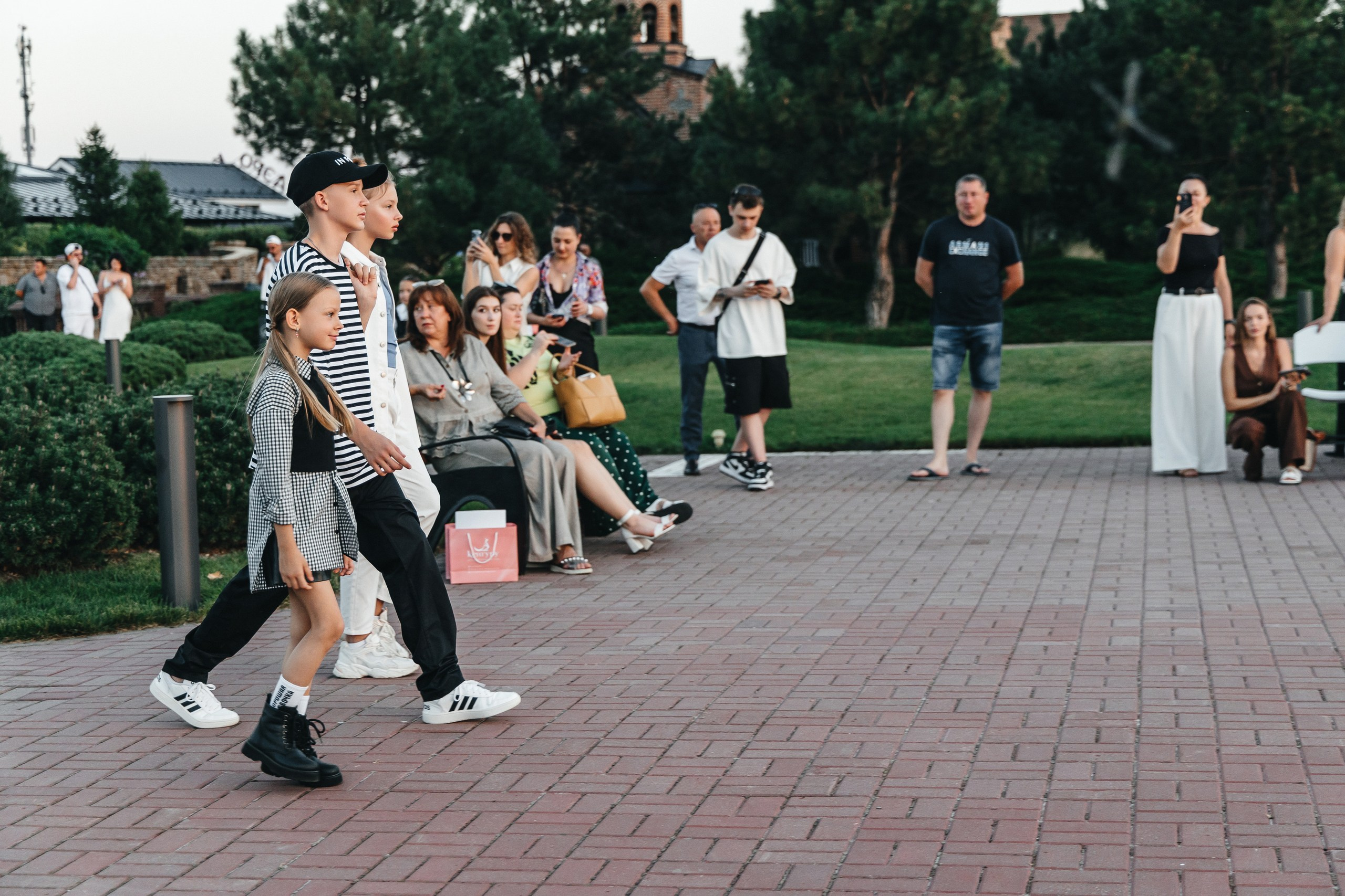 FASION PROJECT — VESHALKⱯ KIDS. Свадебный и репортажный фотограф в Ростове-на-Дону Павел Кислов