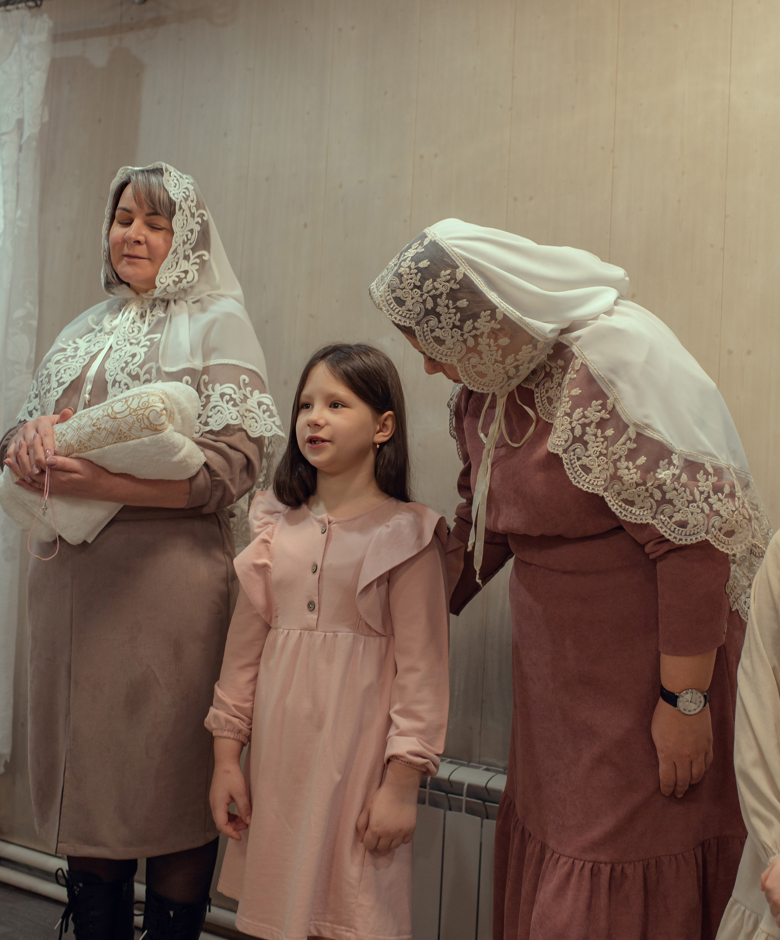 Крещение Розы в Покровском кафедральном соборе. Фотографы крещения/венчания  Красноярск Татьяна и Вячеслав Переваловы