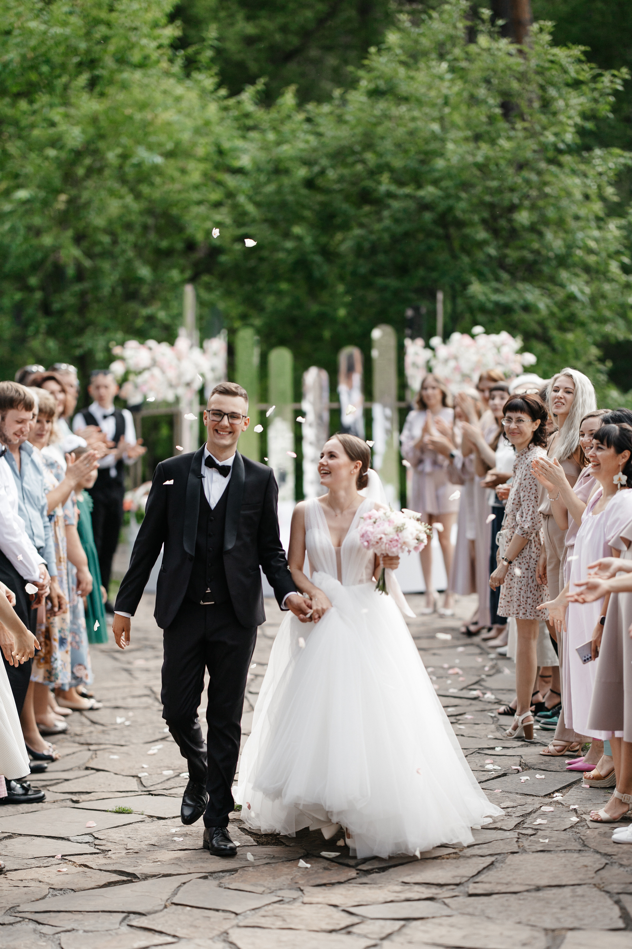 Свадьба на природе. Свадебный и репортажный фотограф в Москве Владимир Сергеев | Naysaikolo