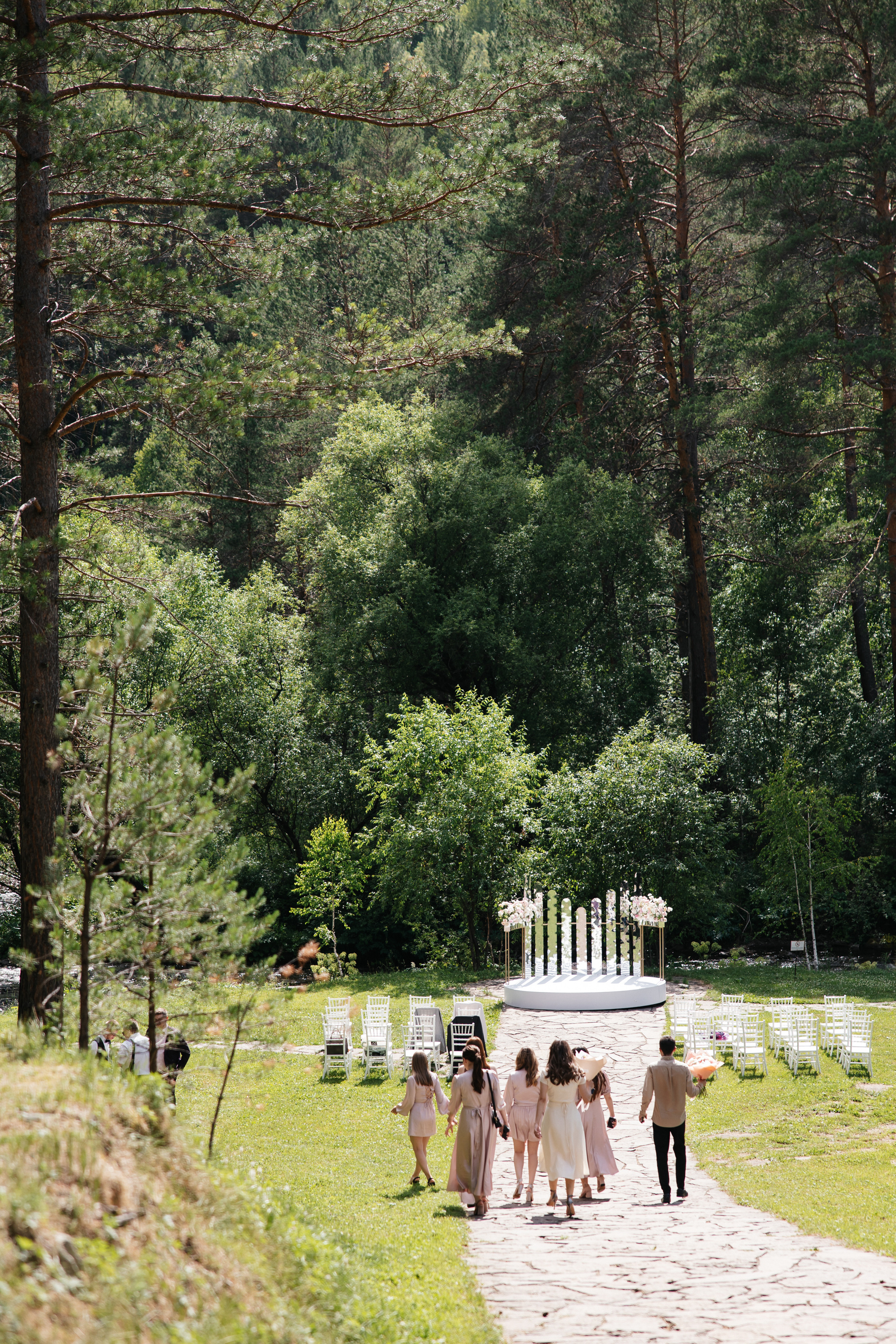 Свадьба на природе. Свадебный и репортажный фотограф в Москве Владимир Сергеев | Naysaikolo