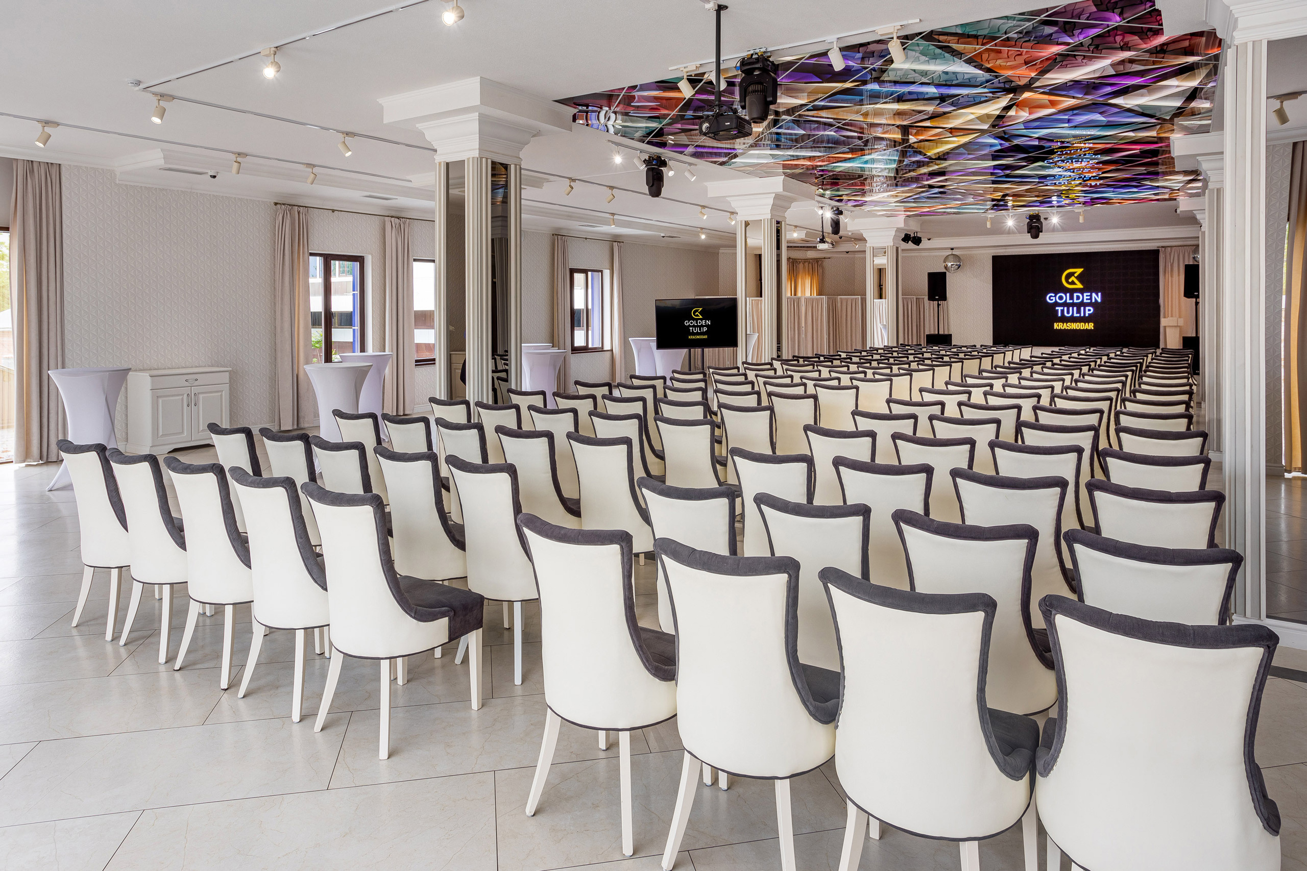 Интерьерная фотосъемка отеля. Интерьерный фотограф Краснодар: профессионально по доступным ценам