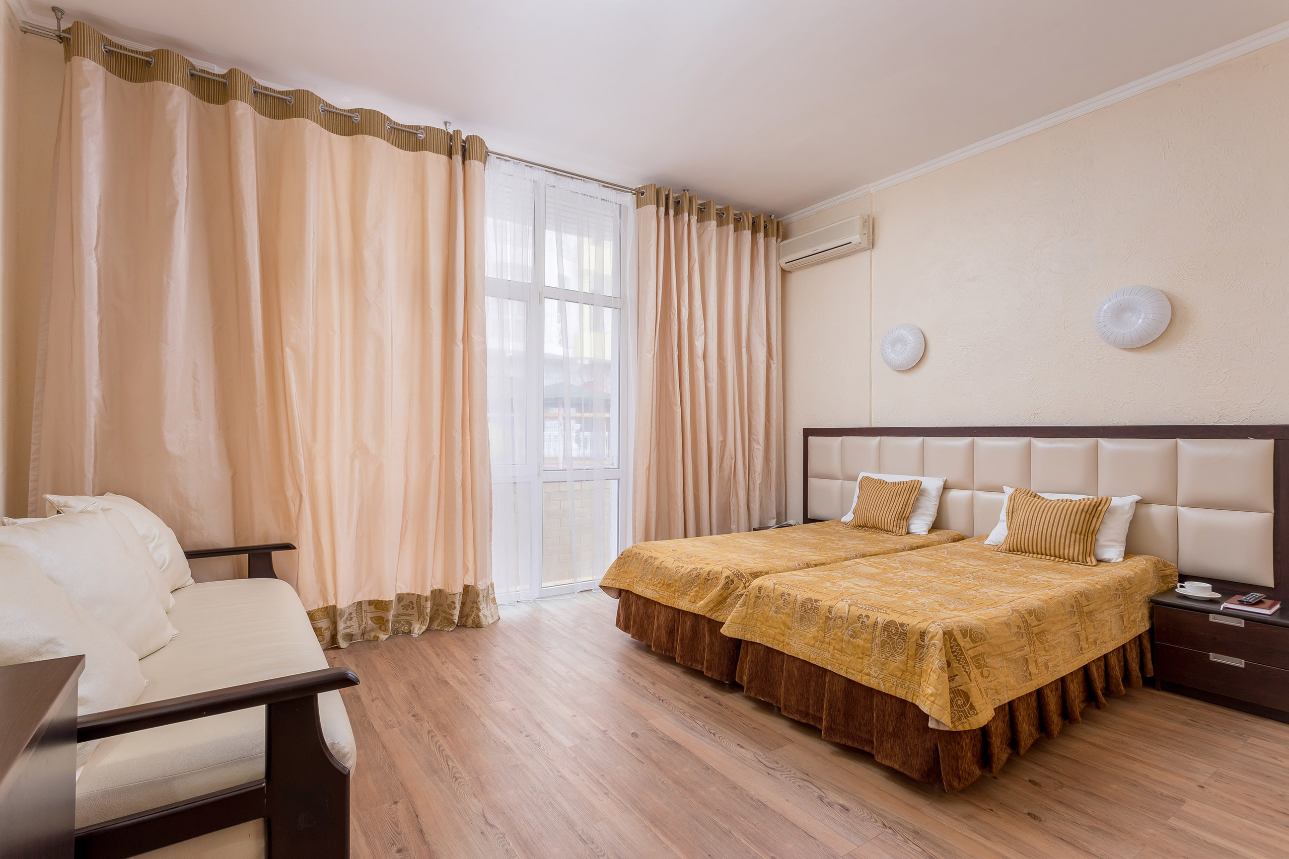 Фотосъёмка в Витязево Гостевой комплекс «Марина». Интерьерный фотограф Краснодар: профессионально по доступным ценам