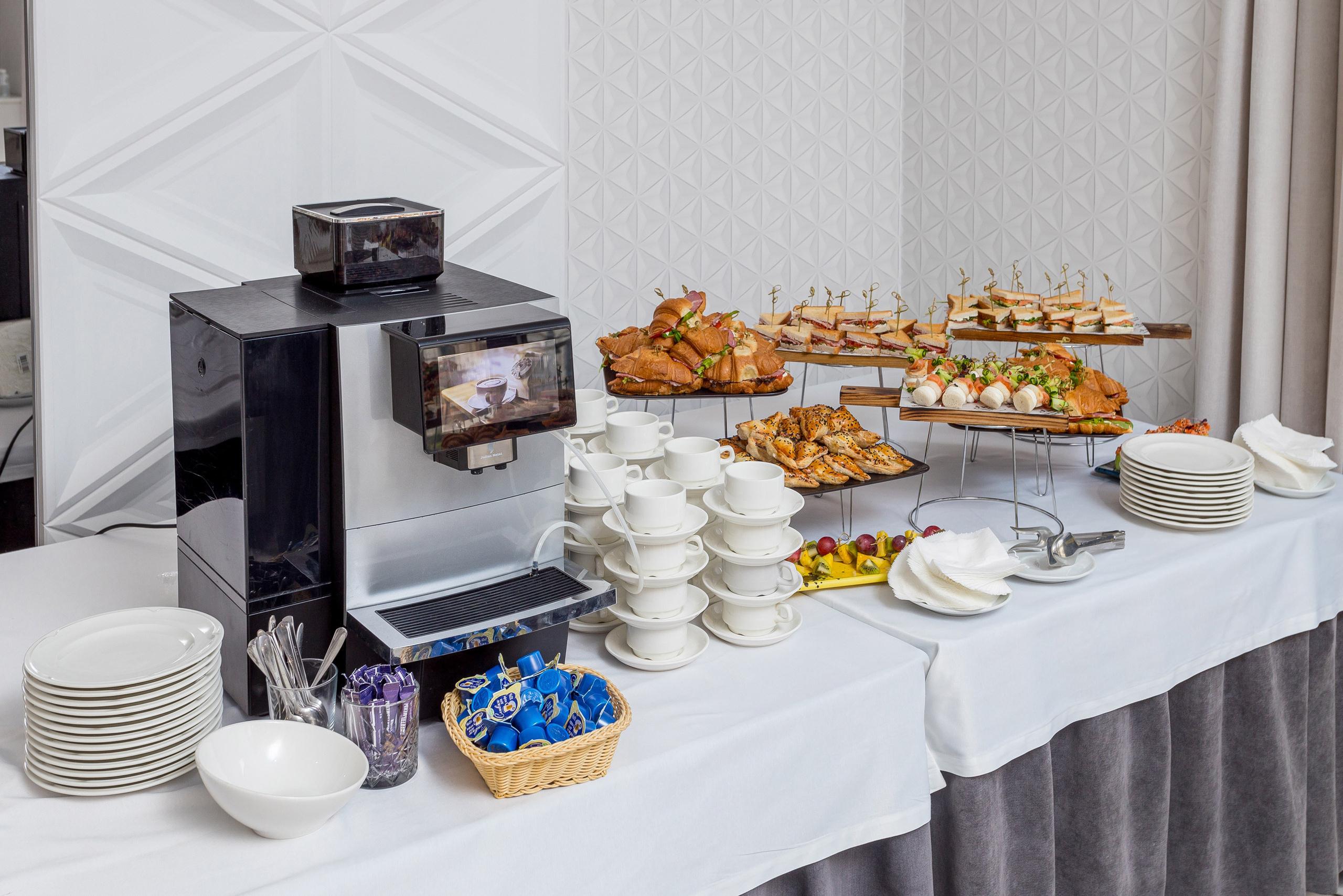 Интерьерная фотосъемка отеля. Интерьерный фотограф Краснодар: профессионально по доступным ценам