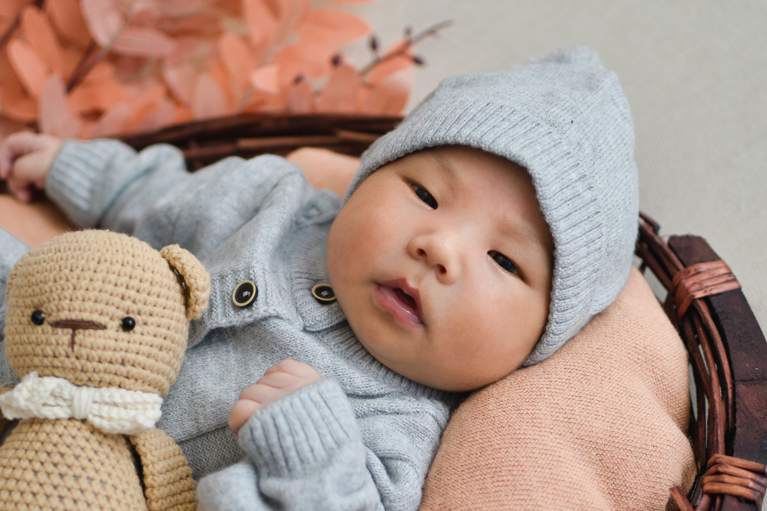 Фотосессия маленького принца. Семейный и ньюборн фотограф в Шымкенте Алина Ертаевна