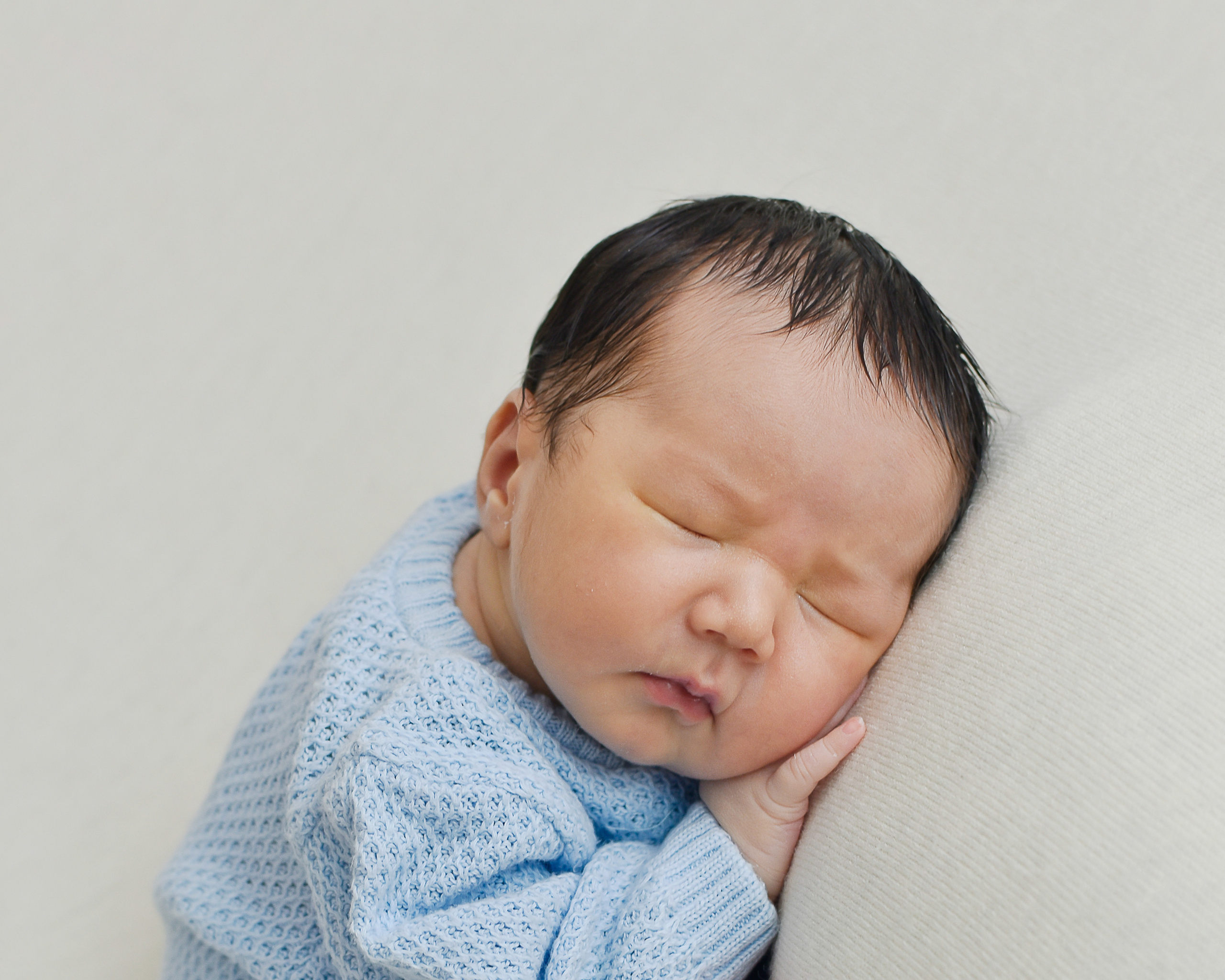 Семейный и ньюборн фотограф в Шымкенте Алина Ертаевна