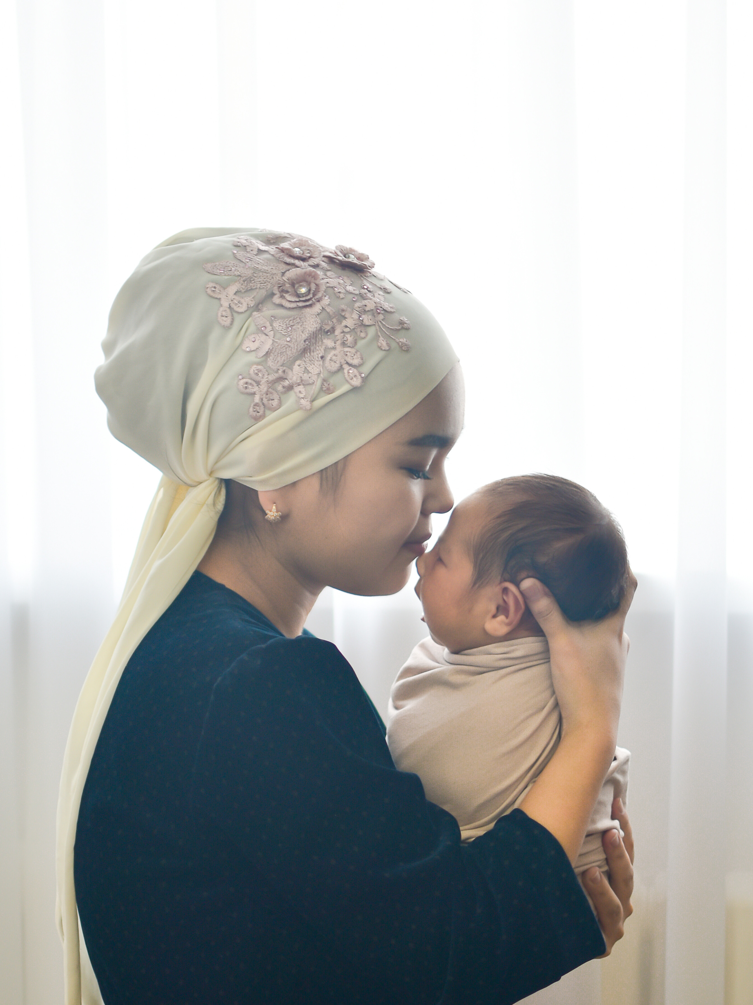 Фотосессия маленького принца. Семейный и ньюборн фотограф в Шымкенте Алина Ертаевна