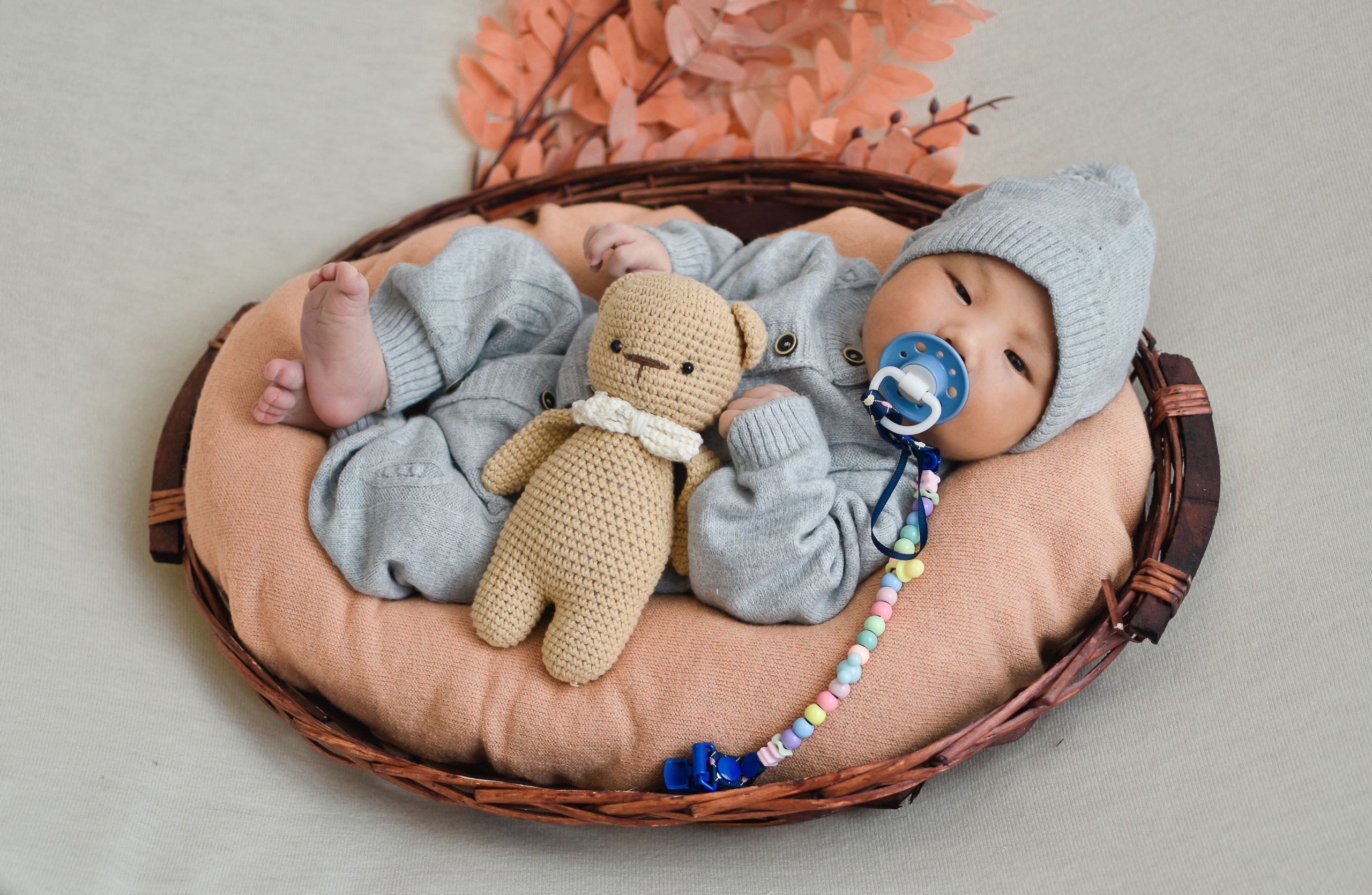 Фотосессия маленького принца. Семейный и ньюборн фотограф в Шымкенте Алина Ертаевна