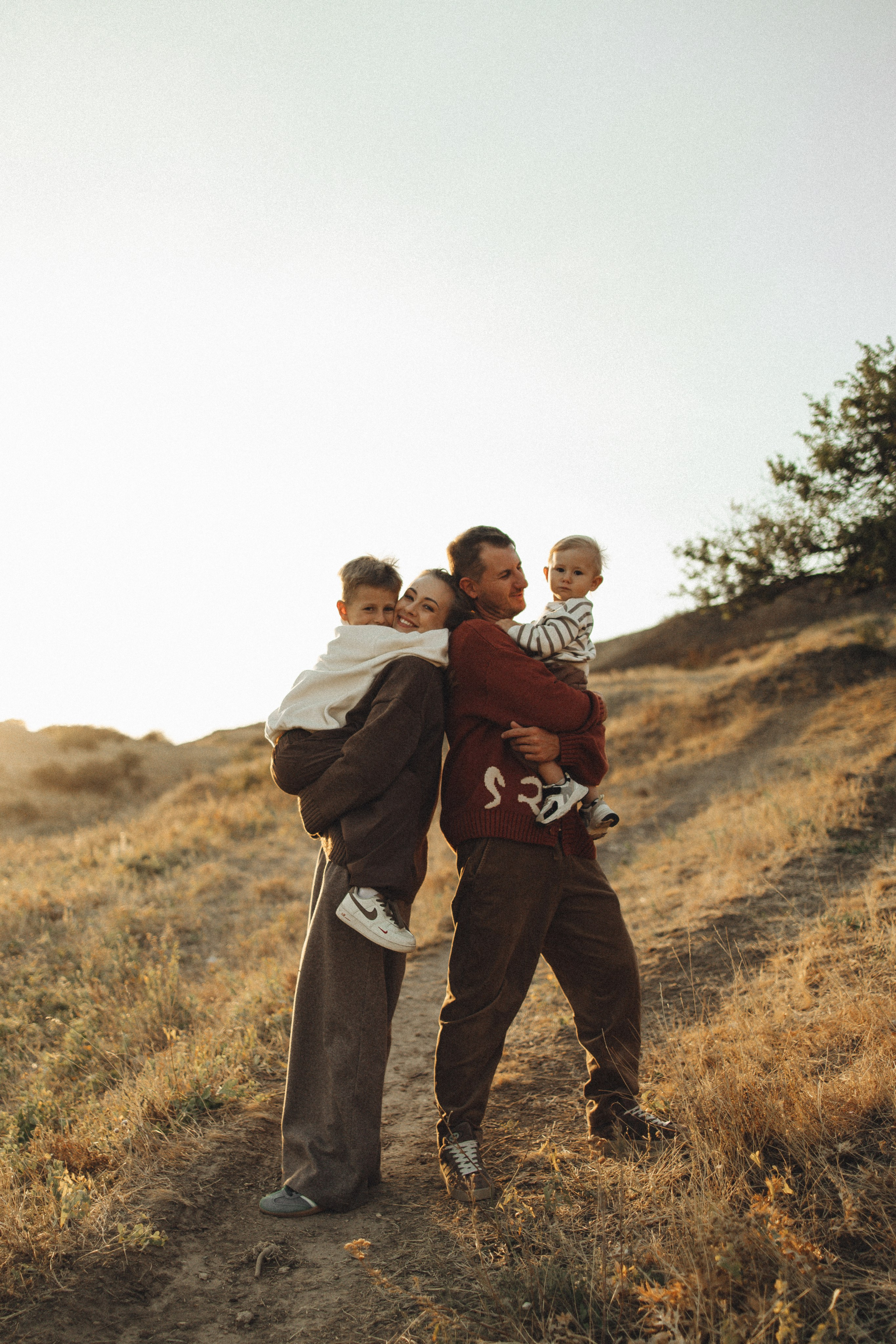 Семейная история, закат в Мержаново. Семейный и детский фотограф, таганрог, ростов-на-дону