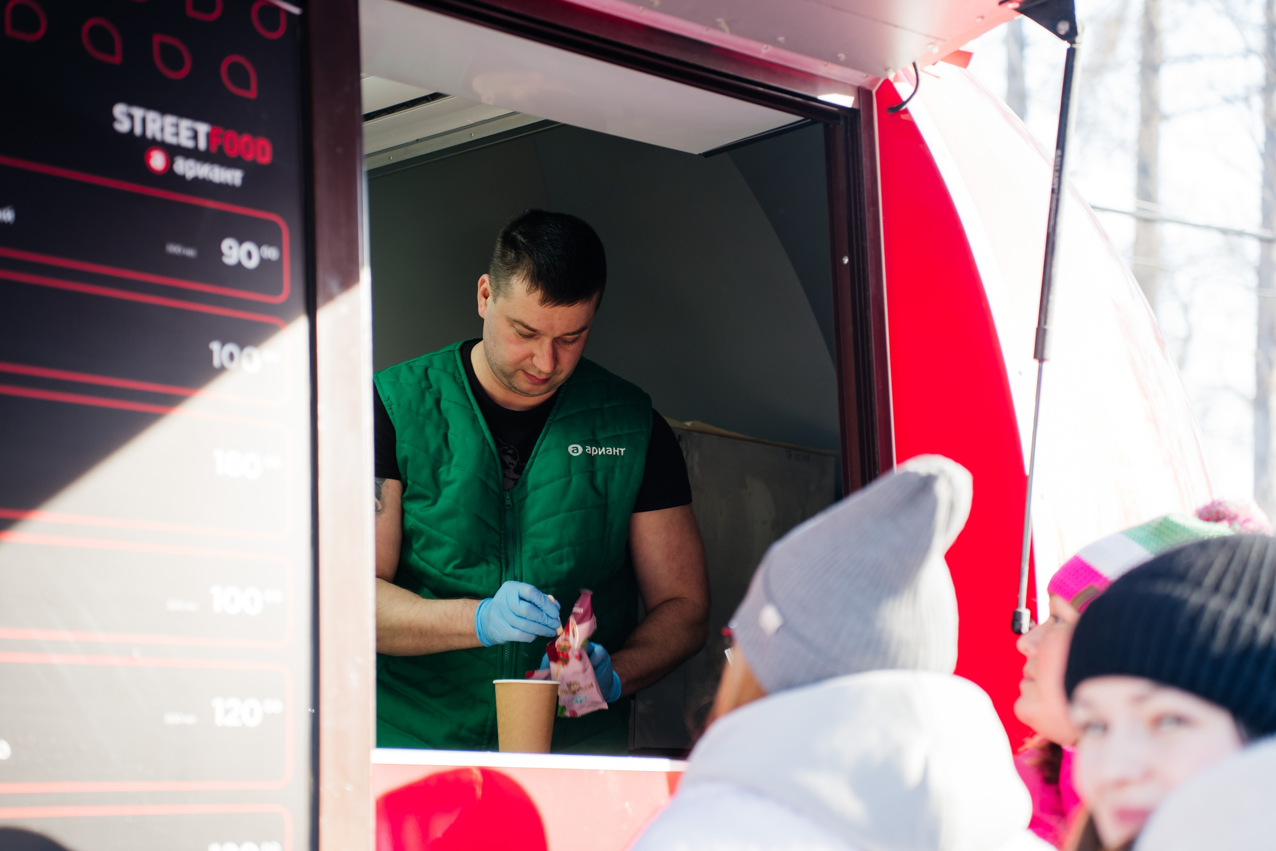 Зимний корпоратив Ариант. Видеограф и Фотограф в Челябинске Ксения и Владимир Рюмины