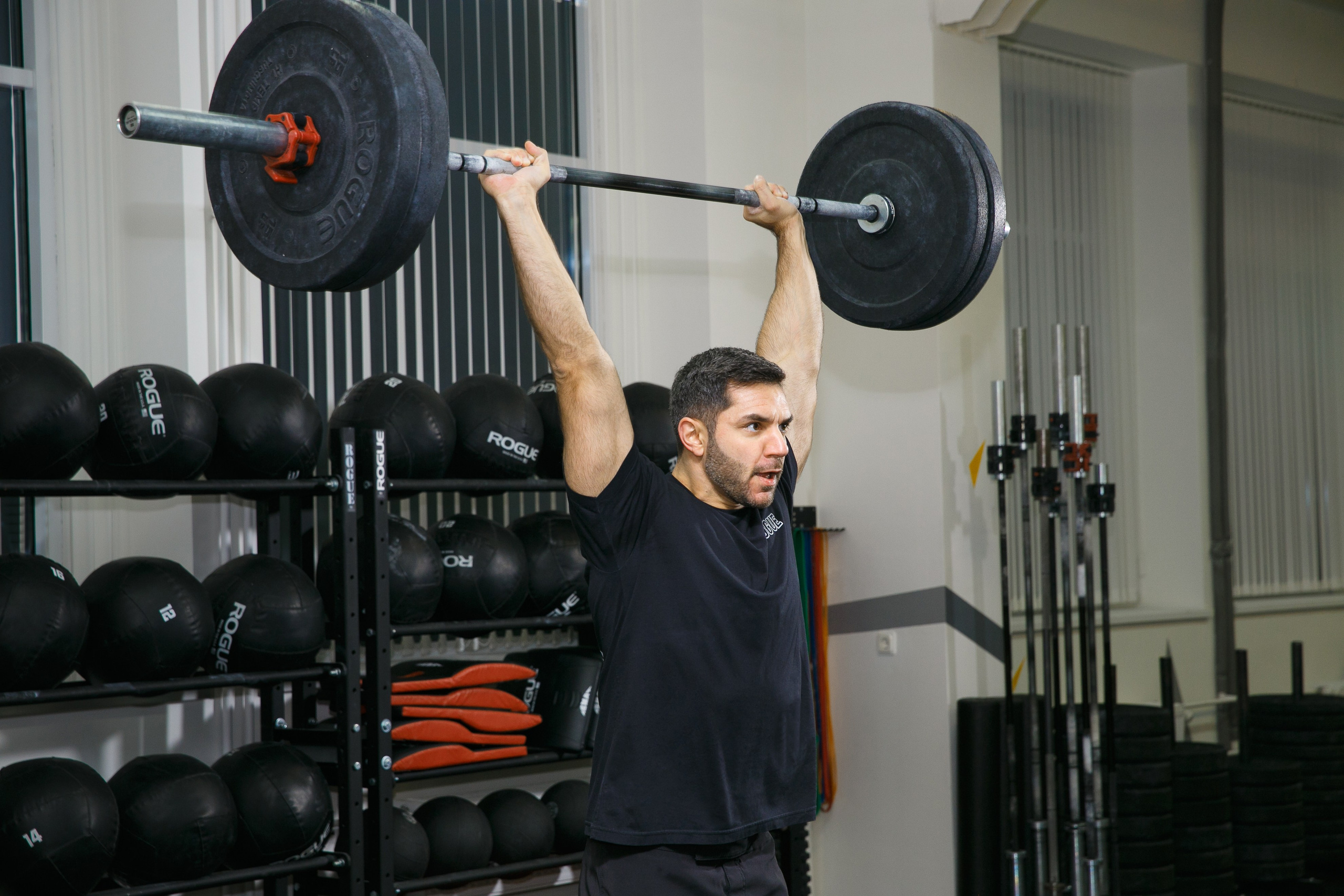 Спортивная фотосессия для bodybuildingillustrated.ru. Профессиональный фотограф в Санкт-Петербурге. Сергей Пушкин