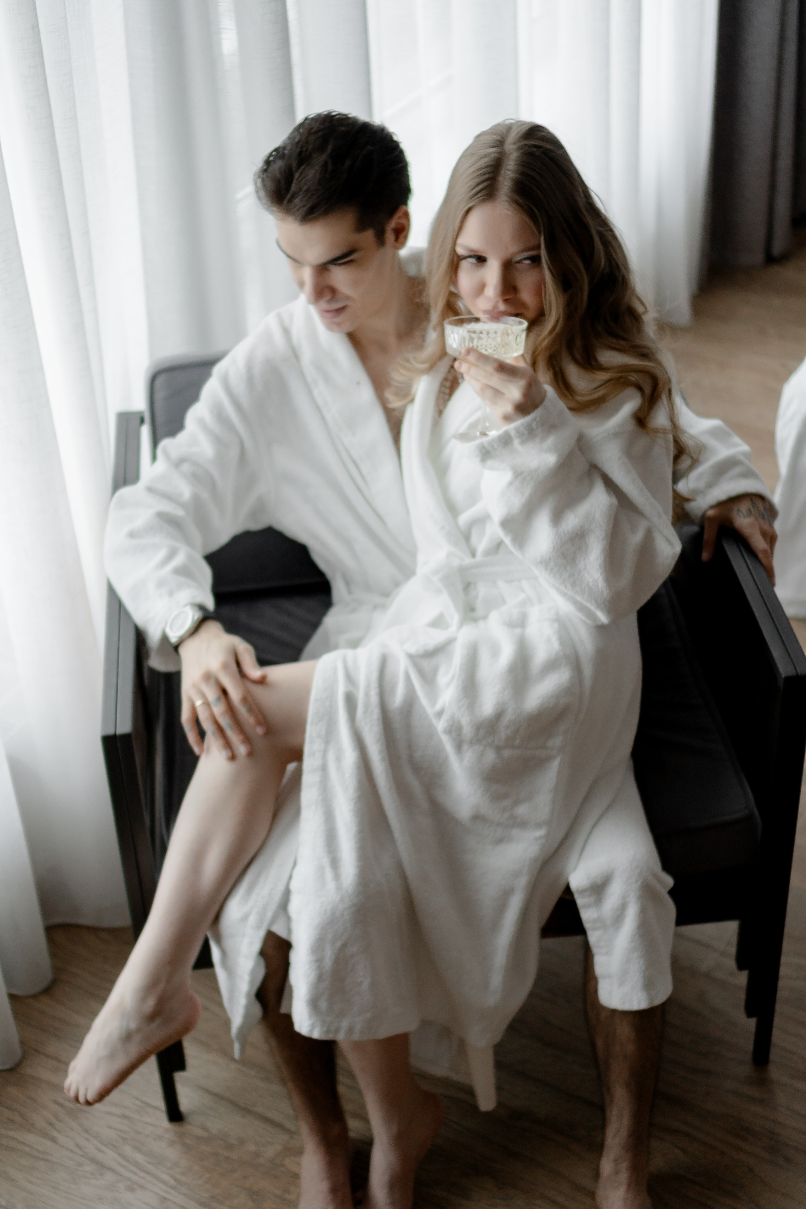 СВАДЕБНАЯ СЬЕМКА СБОРОВ В ОТЕЛЕ И ВЫЕЗД НА ЦЕРЕМОНИЮ (СНЯТО В СИБИРЕ В НИЖНЕВАРТОВСКЕ). Профессиональный фотограф, Санкт-Петербург — Виктория Богомолова