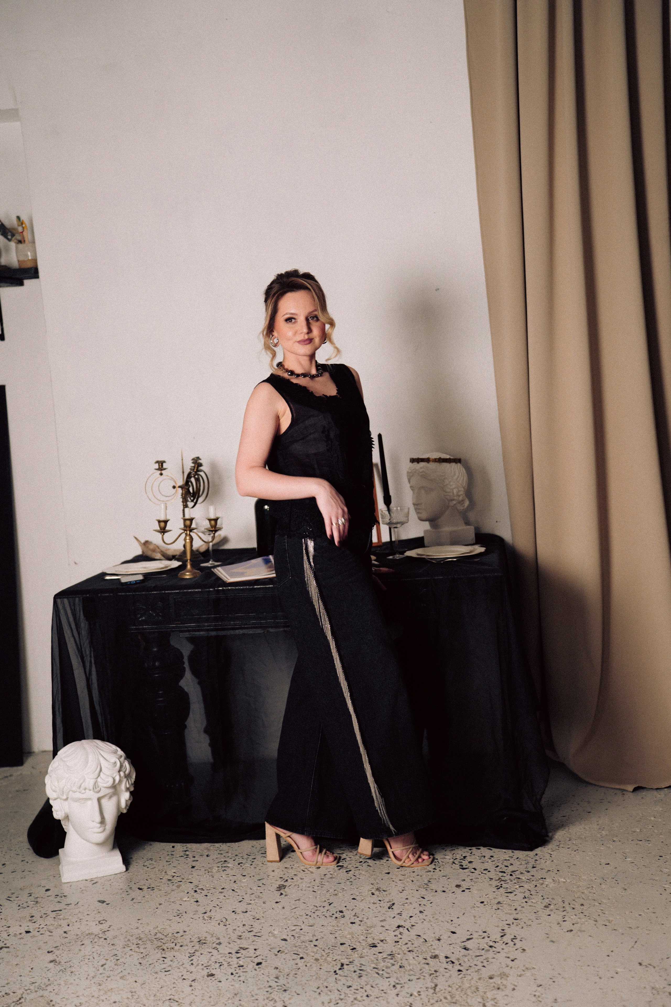 НОВОГОДНЯЯ ФОТОСЕСИИЯ В СТУДИИ ДЛЯ ДЕВУШКИ И ПРОГУЛКА ПО ЧЕРНЫШЕВСКОЙ. Профессиональный фотограф, Санкт-Петербург — Виктория Богомолова