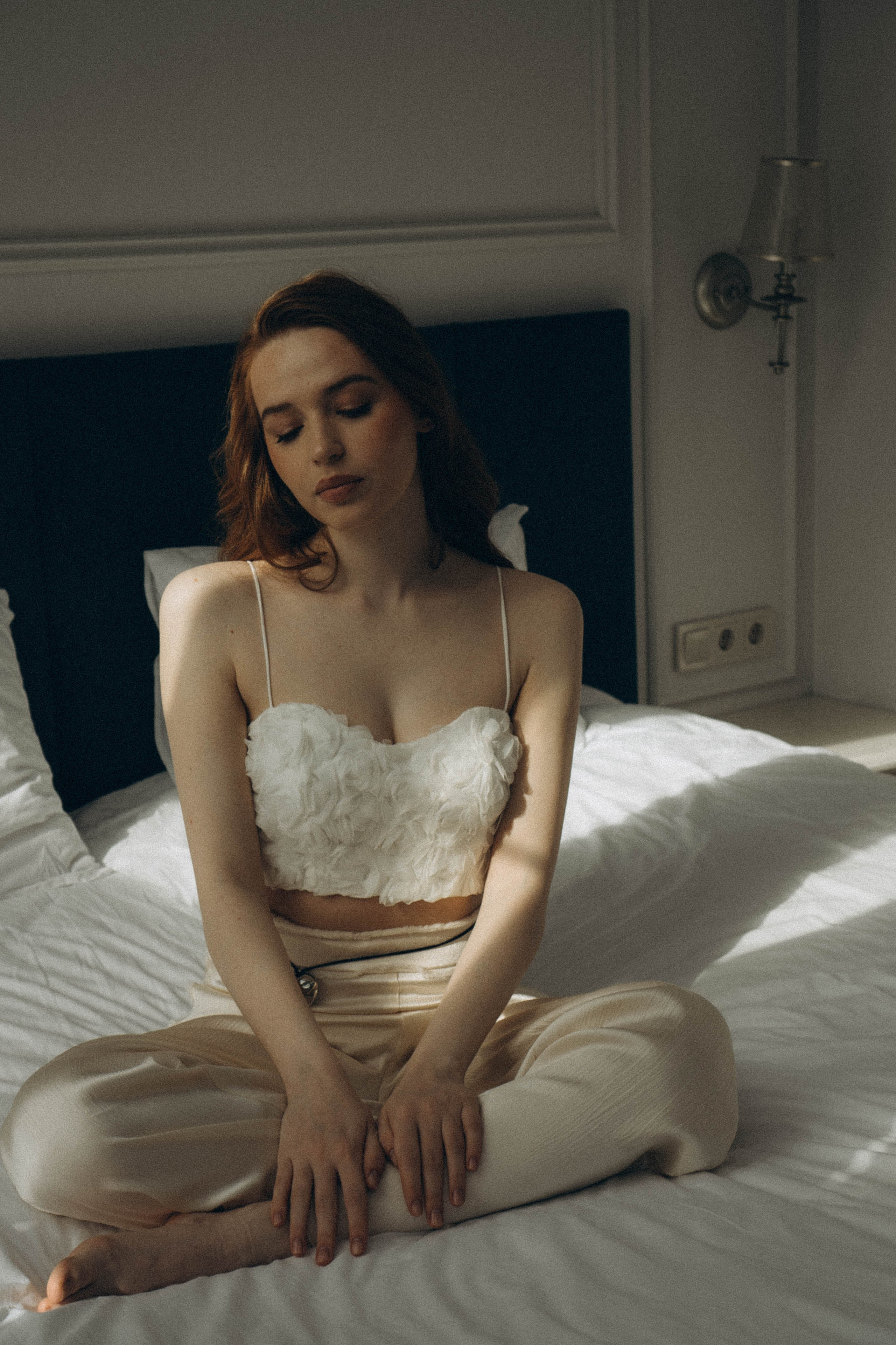 СВАДЕБНАЯ СЬЕМКА В ОТЕЛЕ. СБОРЫ ЖЕНИХА И НЕВЕСТЫ И ТАКЖЕ ТОР И ПОДГОТОВКА К ПРОГУЛКЕ. Профессиональный фотограф, Санкт-Петербург — Виктория Богомолова