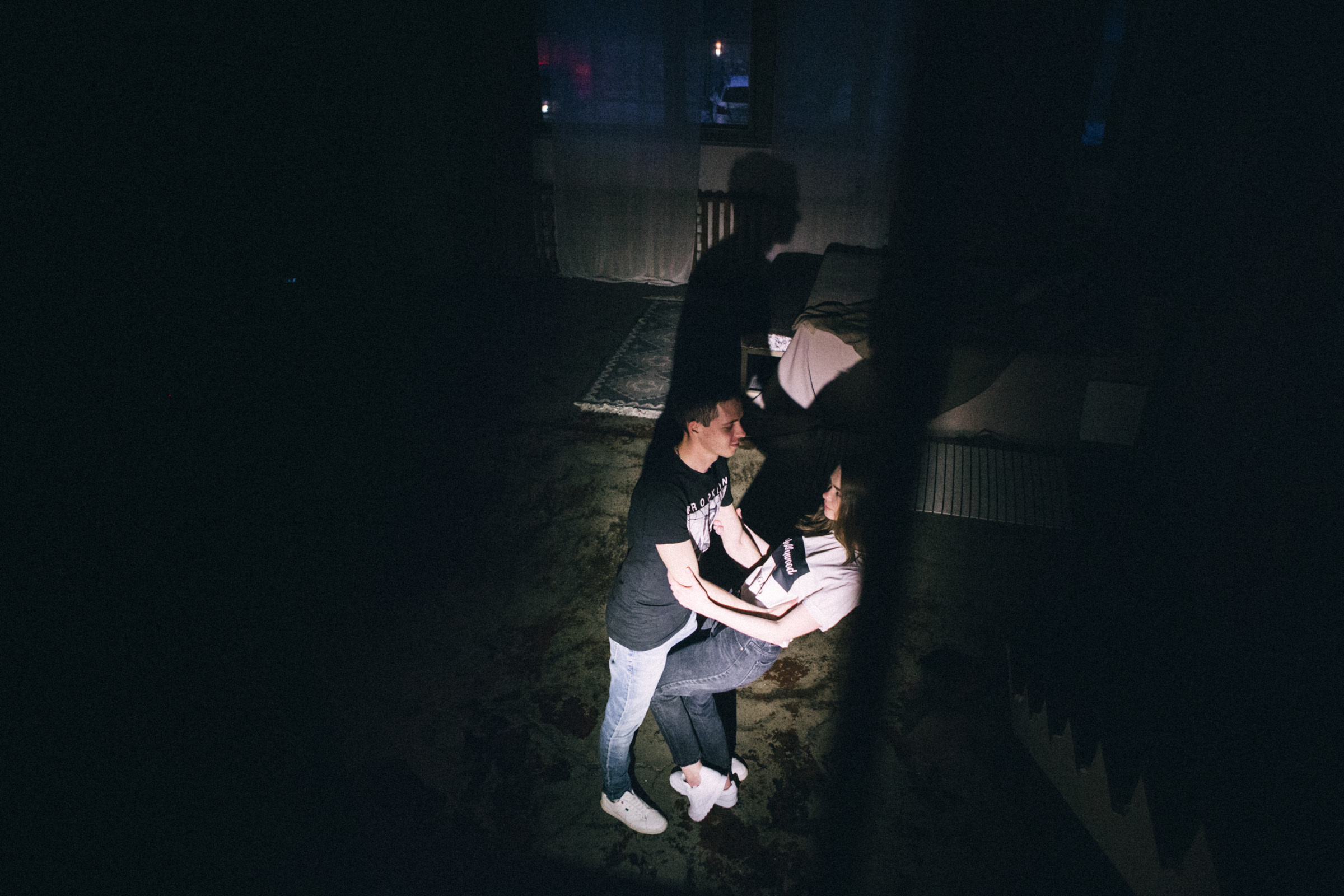 Леонид и Марина. История одного фонарика