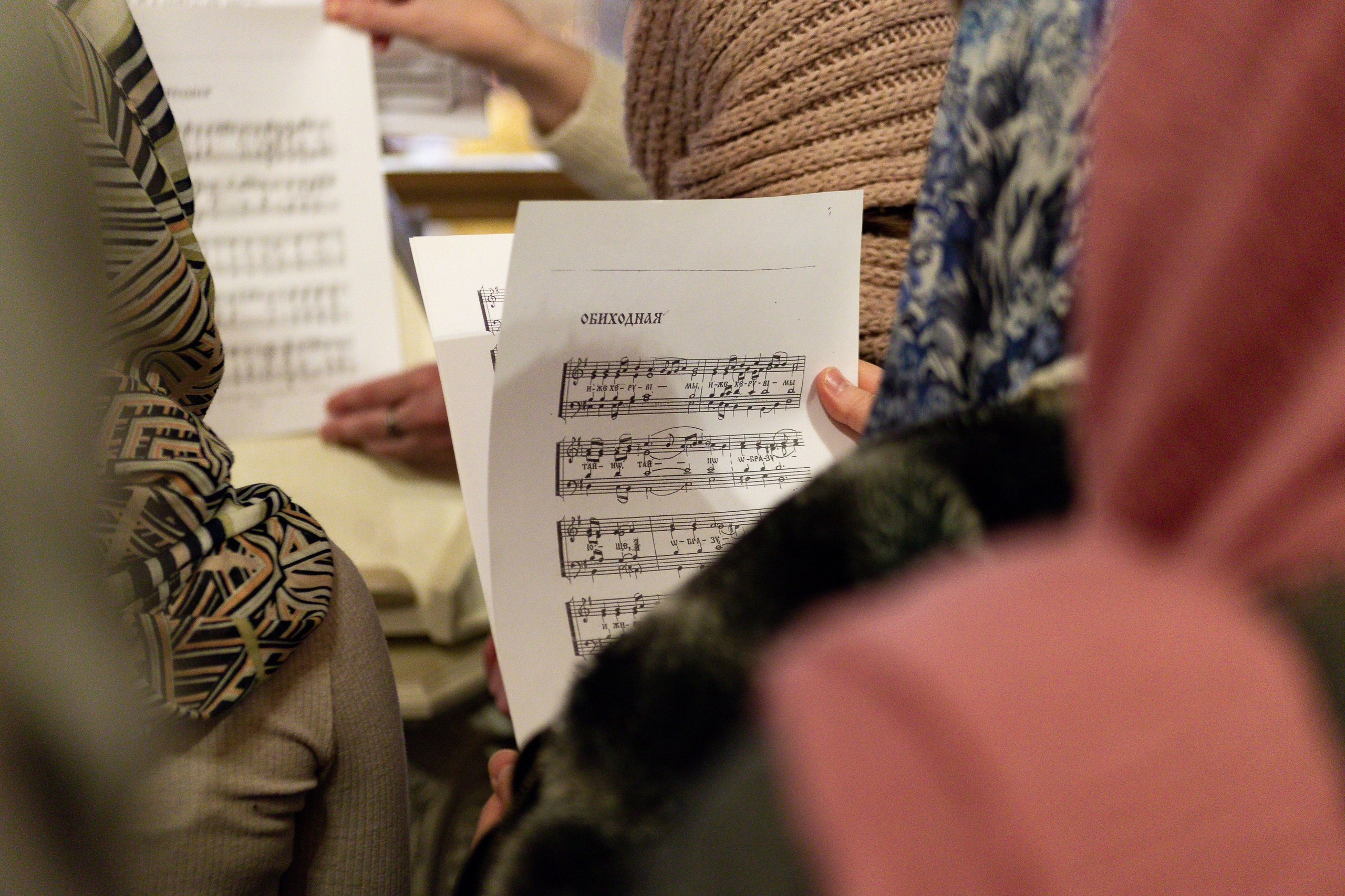 Праздничное богослужение Святителю Николаю 19 декабря. Интерьерный фотограф в Москве Роман Потапов