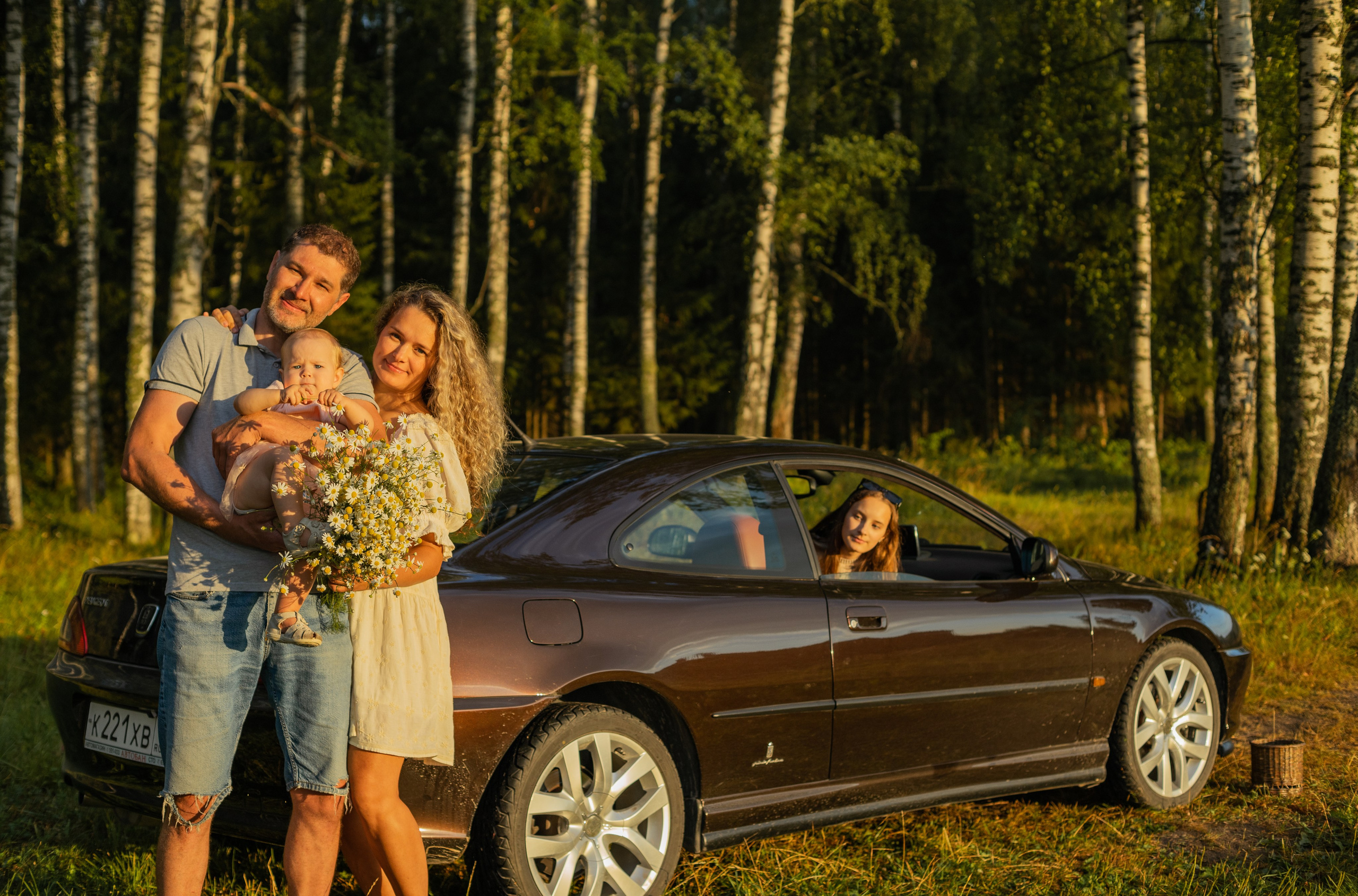 Евгений с семьей. Главная