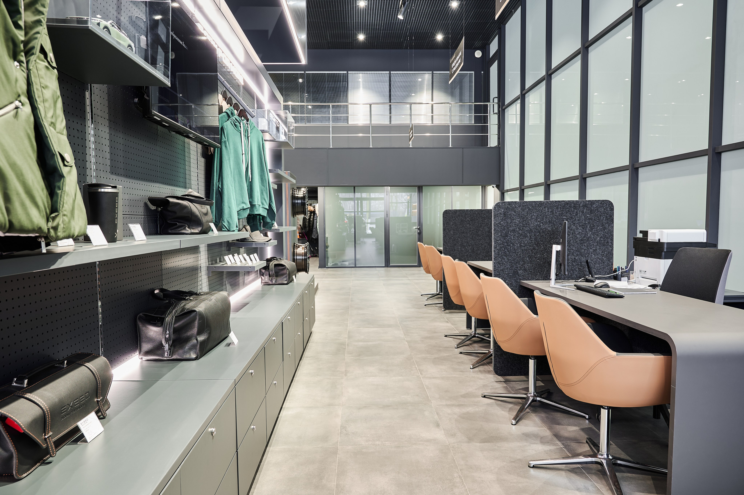 Автосалоны. Коммерческий фотограф в Ульяновске