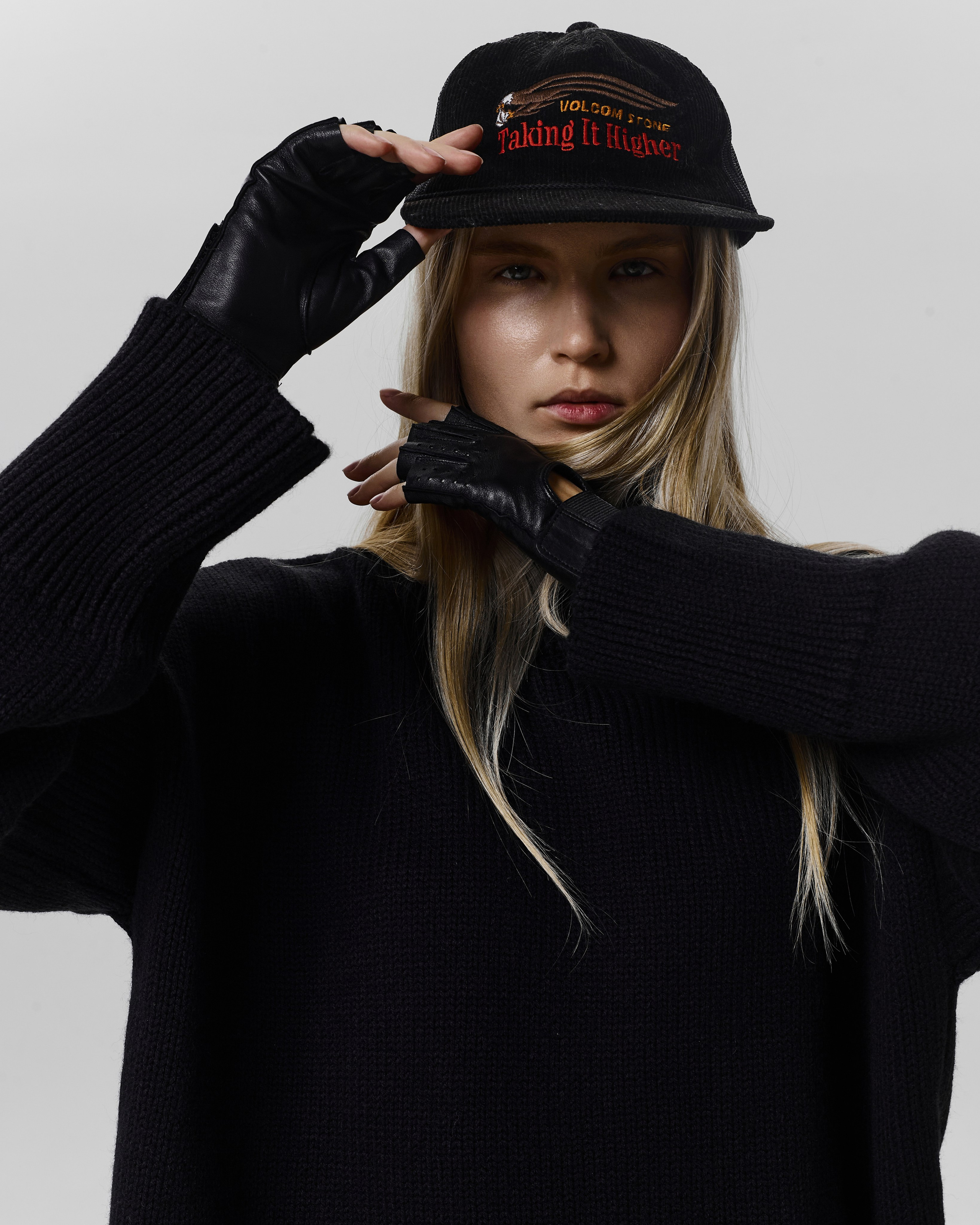 BLACK SISTERZ. Ася Солопова, фотограф Тюмень