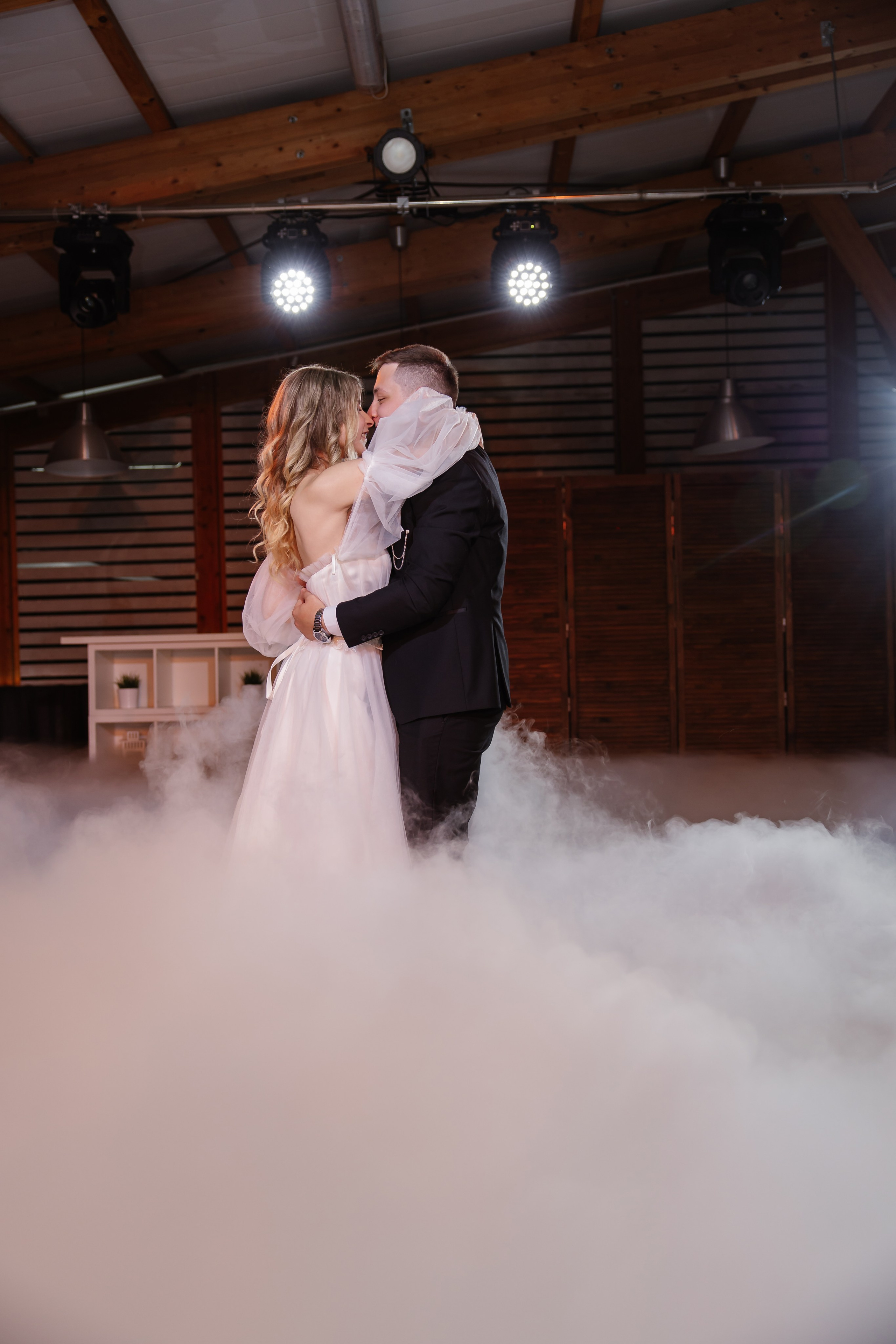 Фотограф на свадьбу на полный день. Фотограф, видеограф на свадьбу в Москве Никита Назаров