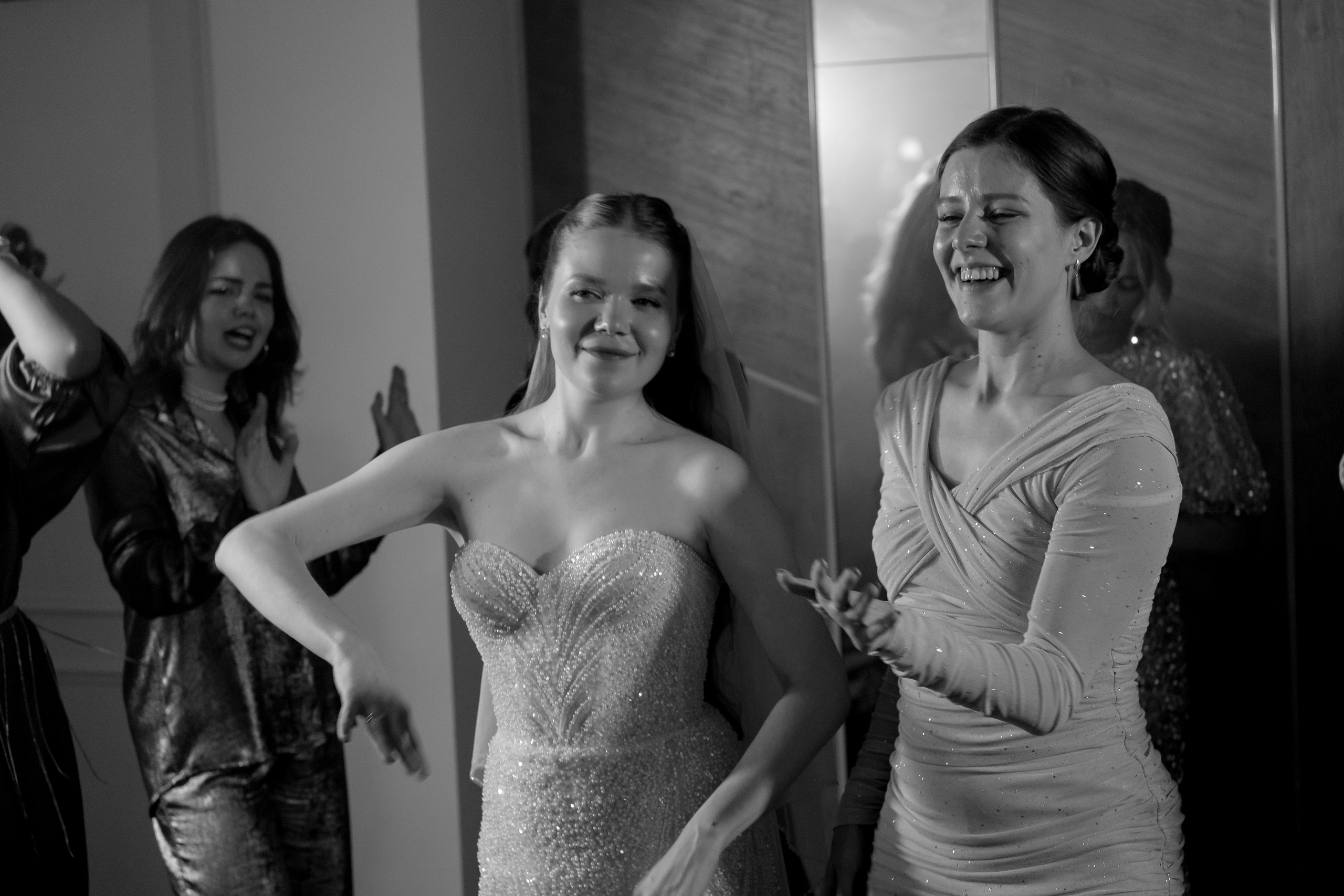 СВАДЕБНЫЙ БАНКЕТ (СНЯТО В СИБИРЕ В НИЖНЕВАРТОВСКЕ). Профессиональный фотограф, Санкт-Петербург — Виктория Богомолова