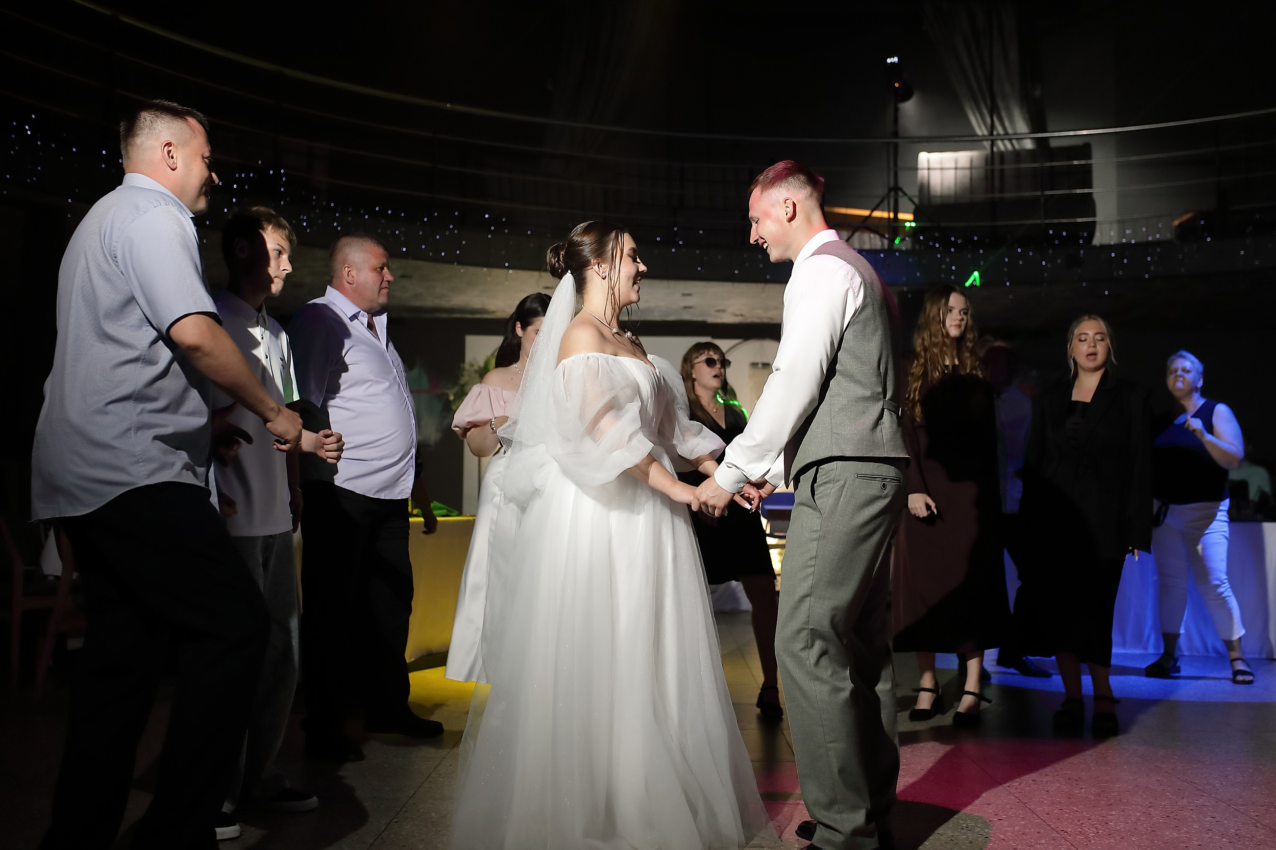 Роман и Софья. Свадебный и семейный фотограф и видеограф в Екатеринбурге Полянские Тимур и Анастасия