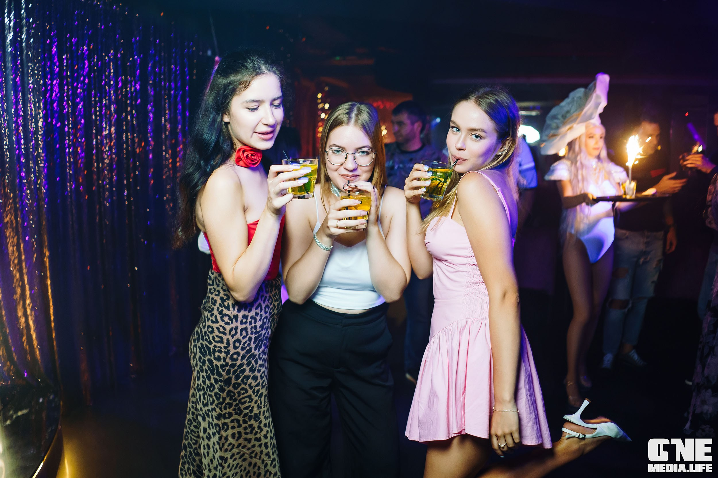 Фоторепортаж из караоке-клуба Эйфория. One Media Life: фоторепортажи, фотоотчеты с мероприятий и заведений