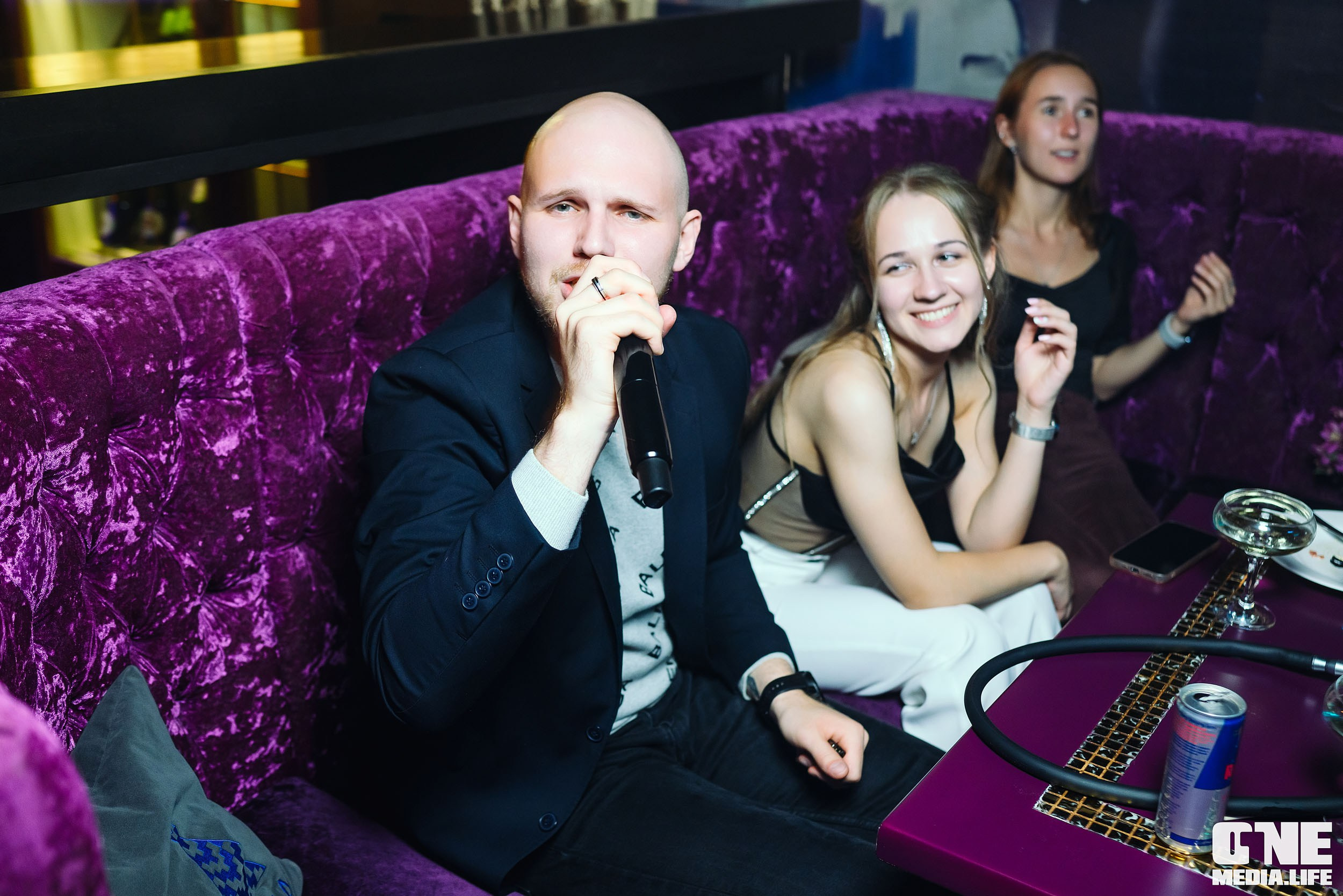 Фоторепортаж из караоке-клуба Эйфория. One Media Life: фоторепортажи, фотоотчеты с мероприятий и заведений