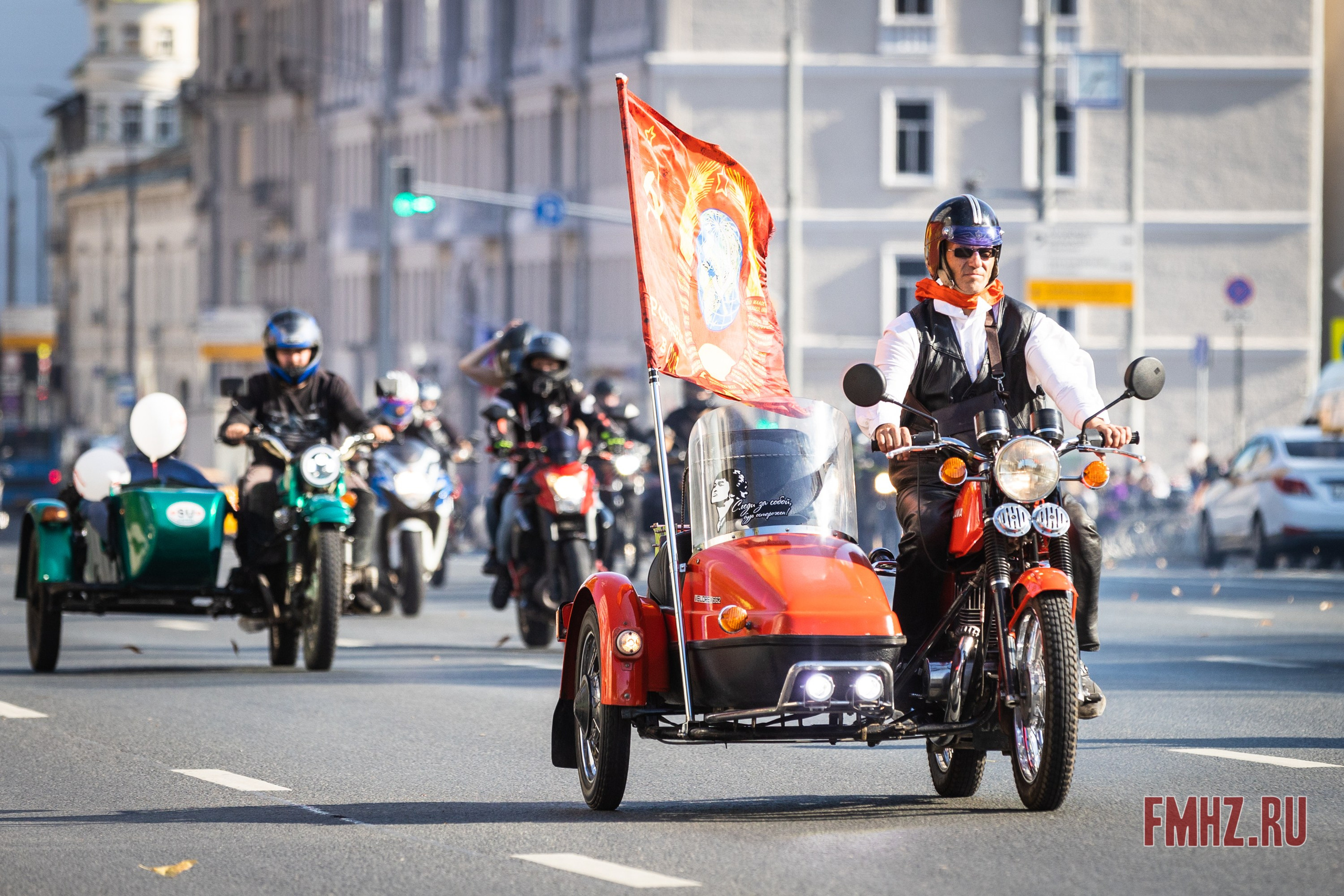 Закрытие Мотосезона 2023 на проспекте Академика Сахарова. Фотограф Владимир Охрименко
