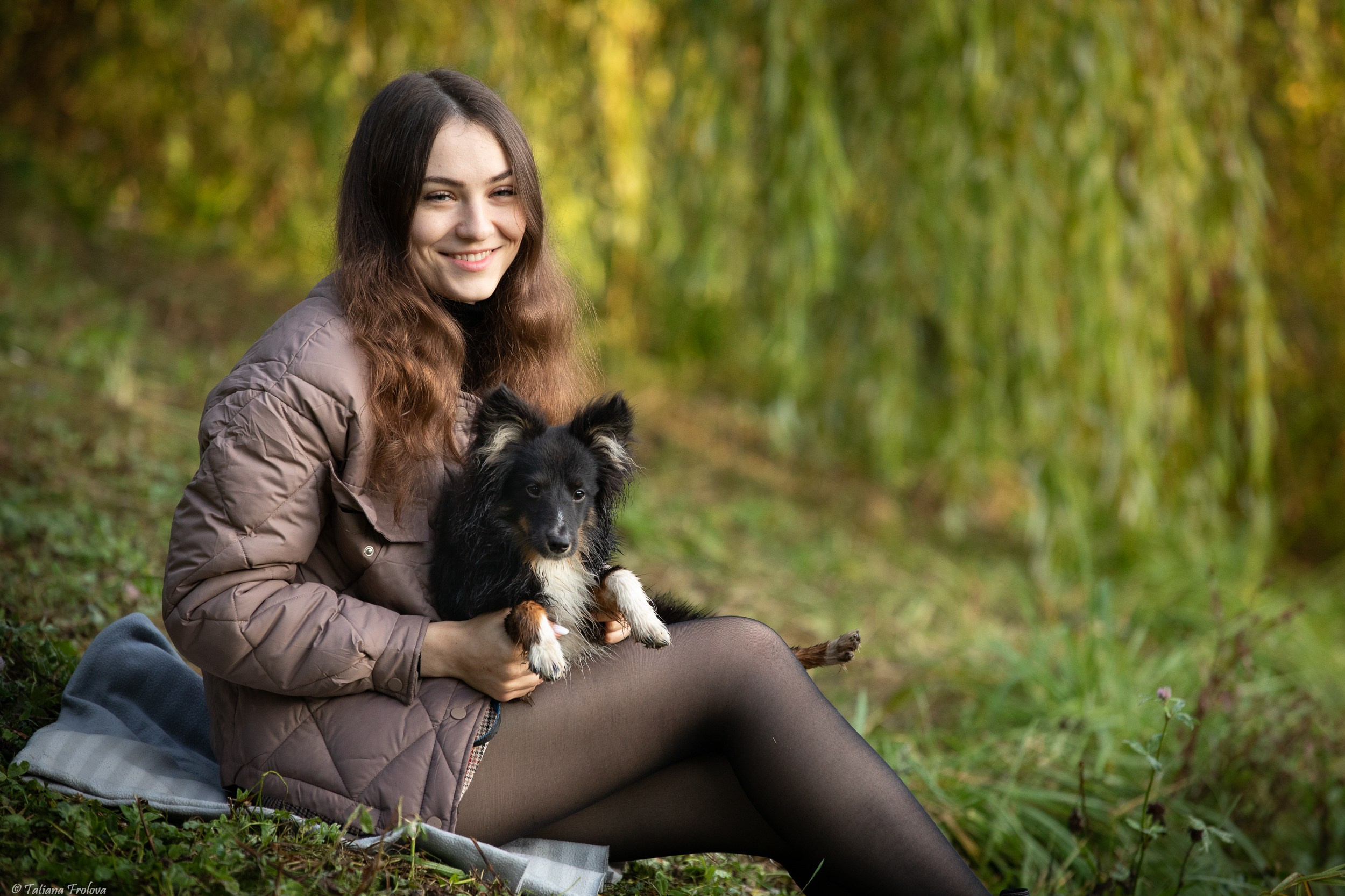 Утренняя фотопрогулка с двумя собаками по Москве. Фотограф-анималист в Москве и Московской области Татьяна Фролова