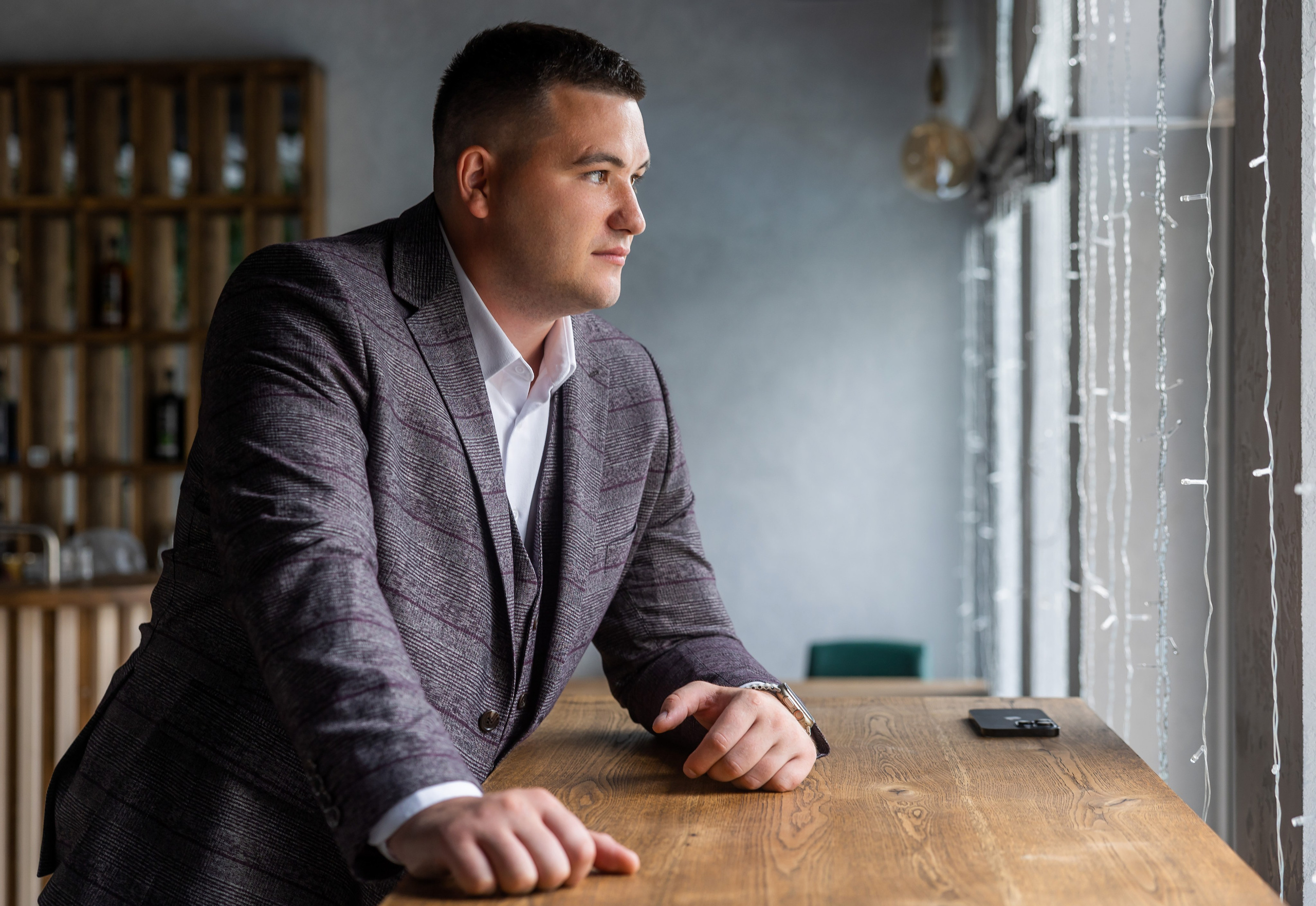 Михаил и Анастасия. Фотограф Петров Александр Свадьбы, Съемка в студии, Выпускные альбомы г. Балашов