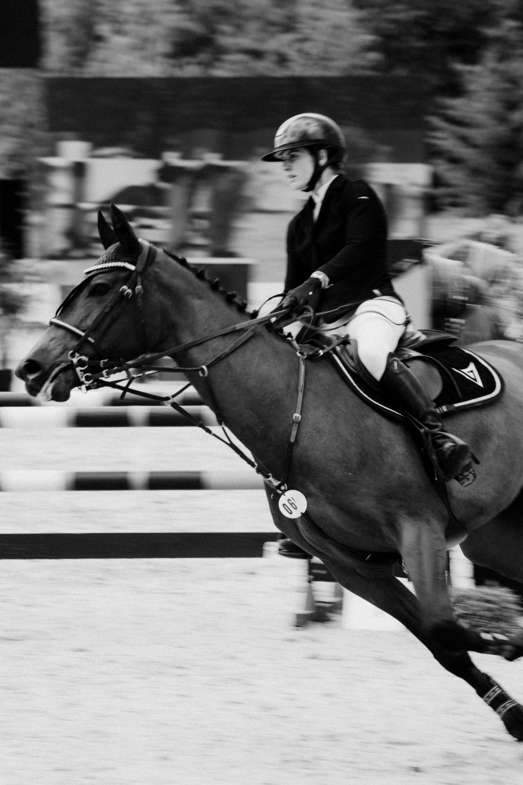 Emerald Stables CUP 2025. Бэкстейдж и репортажный фотограф в Москве Артем Онацко