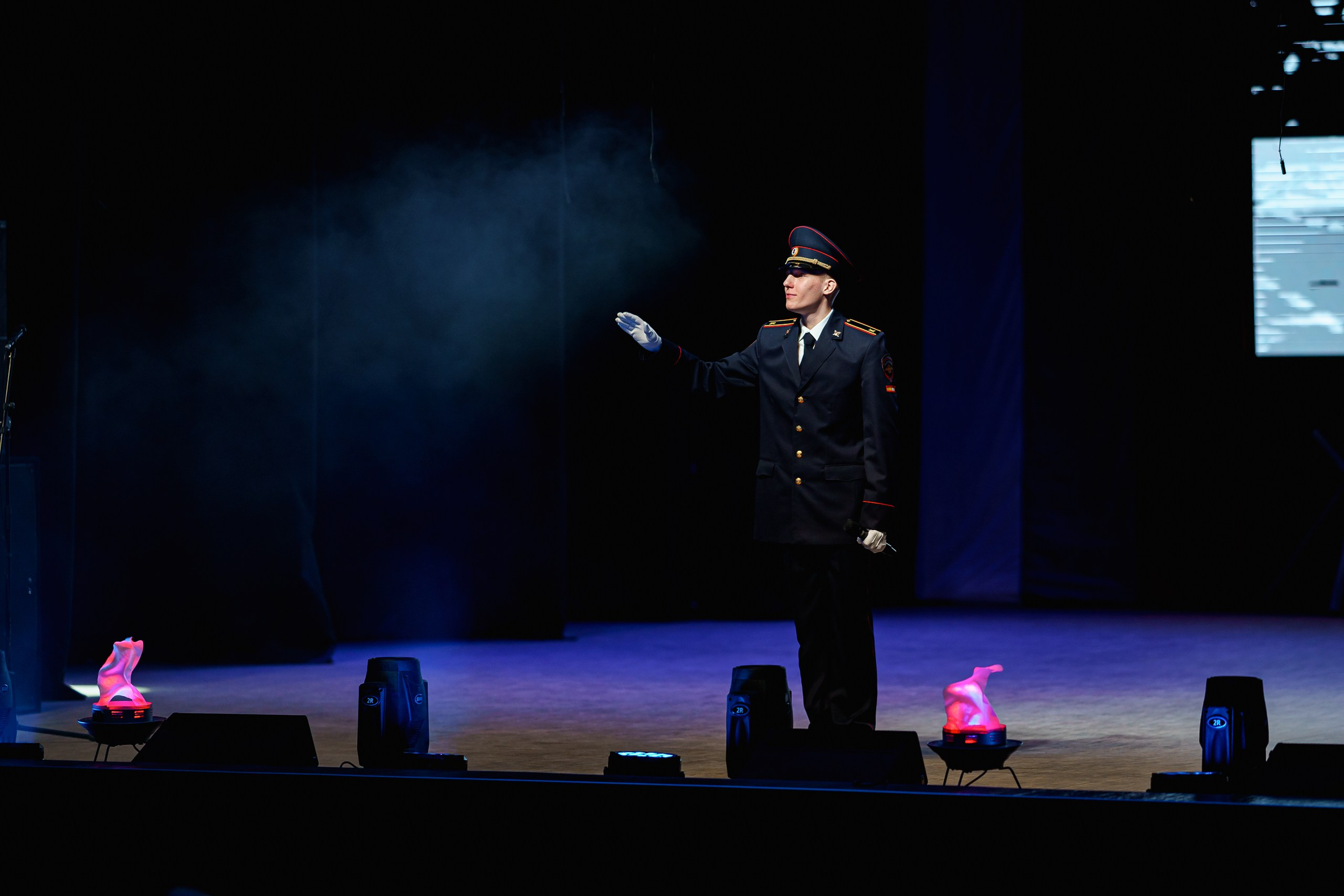 Гала-концерт XXXIII Регионального фестиваля солдатской и патриотической песни «Защитники Отечества». Портретный и репортажный фотограф в Воронеже: Анастасия Пузикова