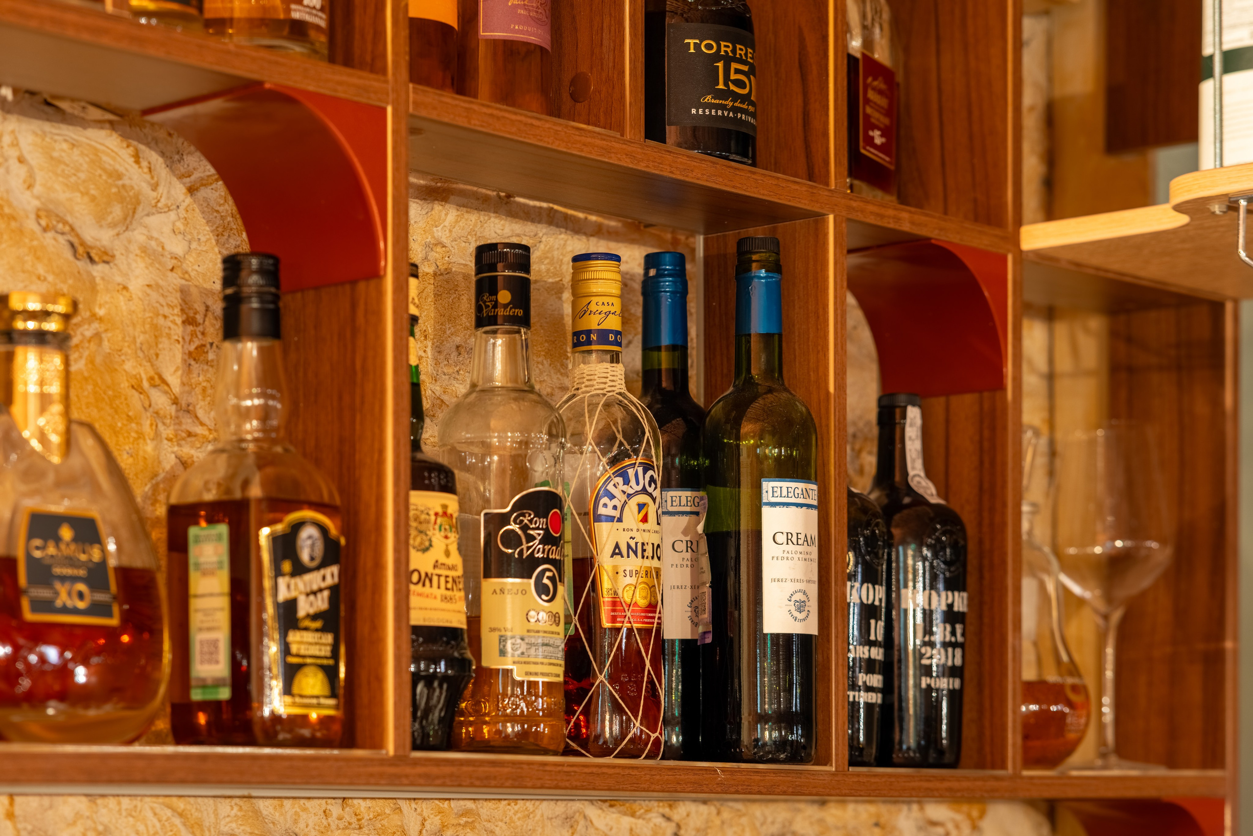 Интерьерная съёмка бара (паба) в Санкт-Петербурге