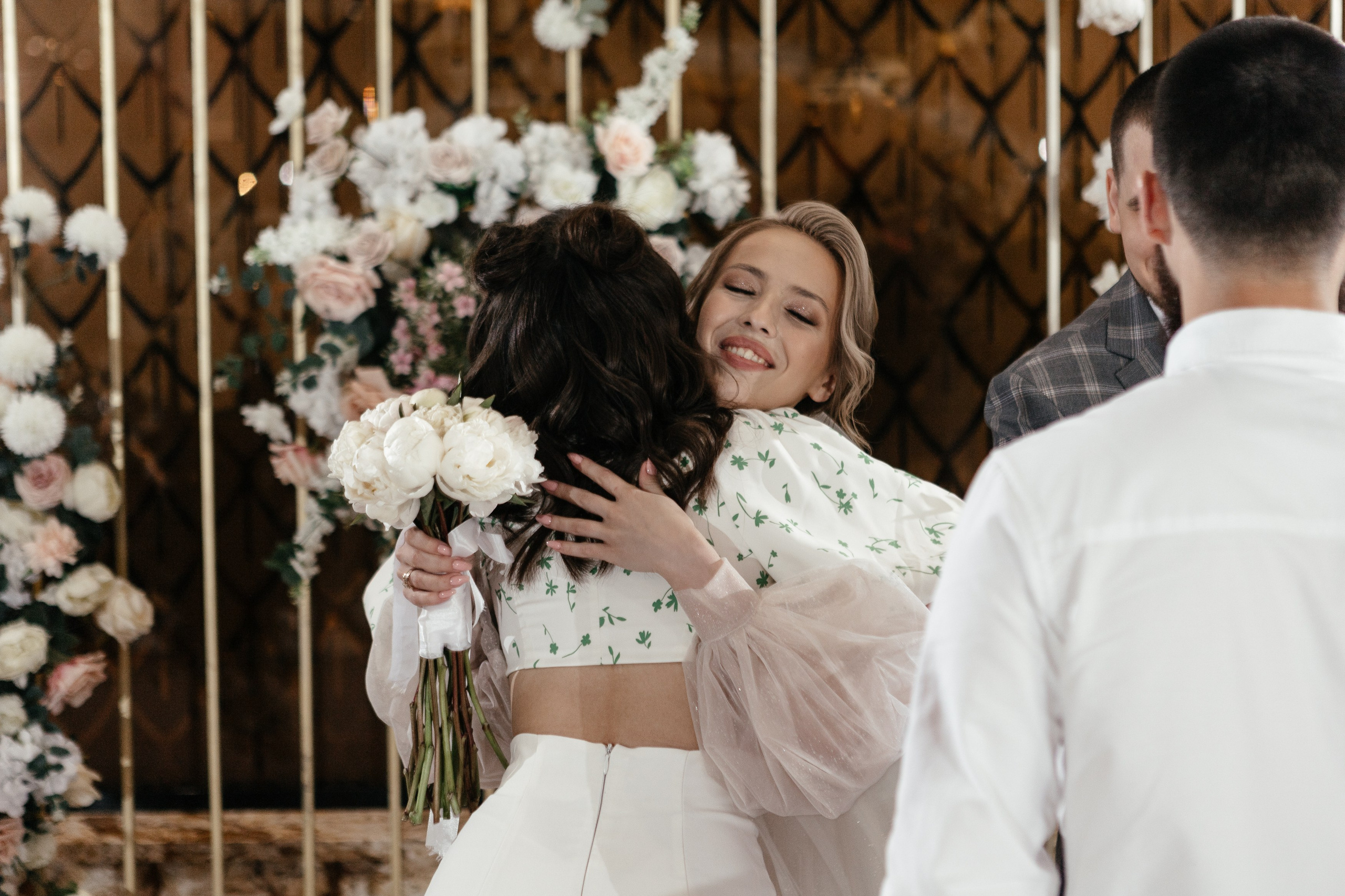 Свадебный фотограф Уфа — Руслан ГабдлисламовЖивые эмоции, красивые кадры, воспоминания на всю жизнь.Работаю по всей Республике Башкортоста. Свадебный фотограф Уфа Руслан Габдлисламов