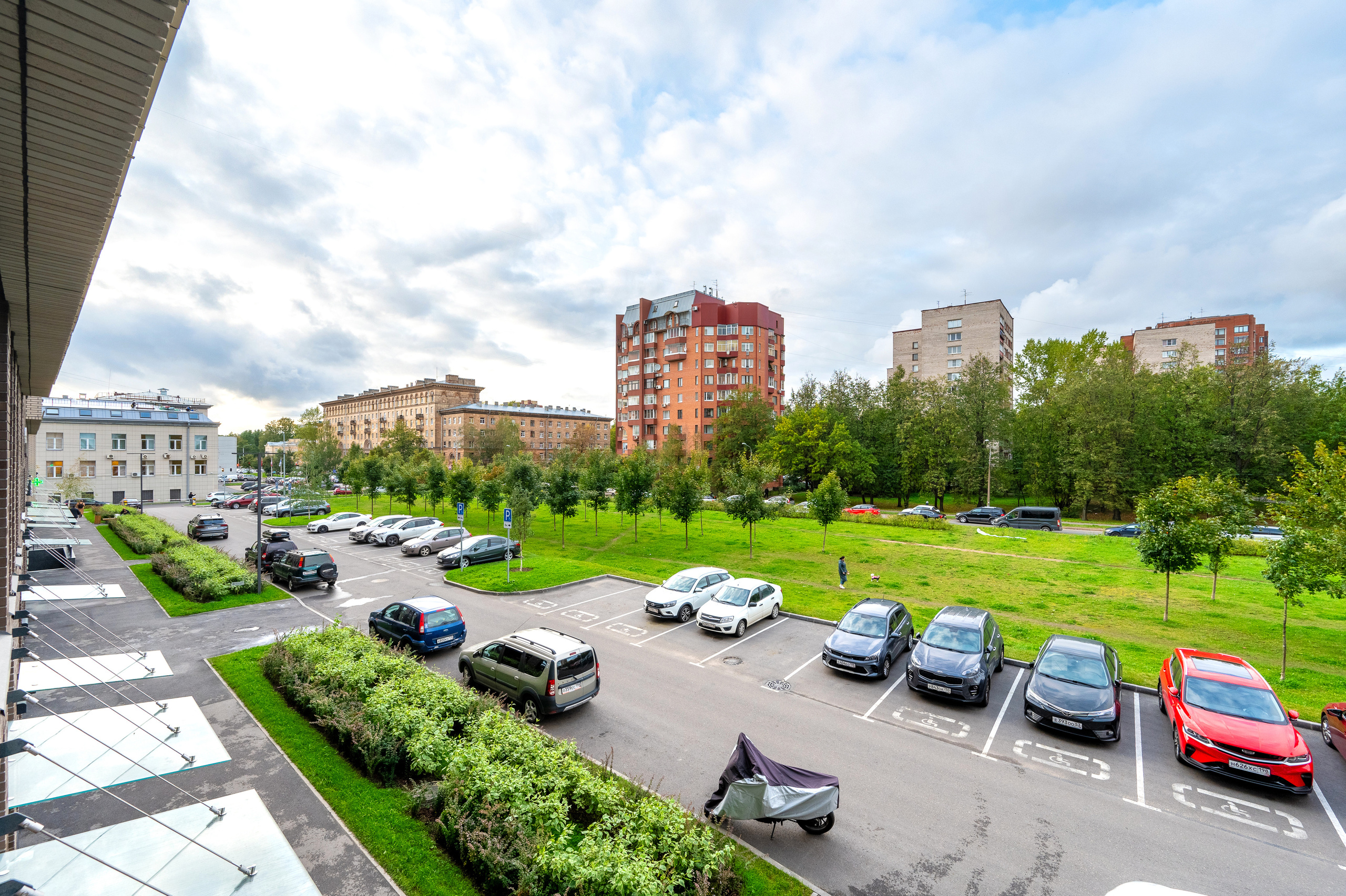 Квартира на продажу. Интерьерный фотограф. Фото- видеосъемка недвижимости Санкт-Петербург