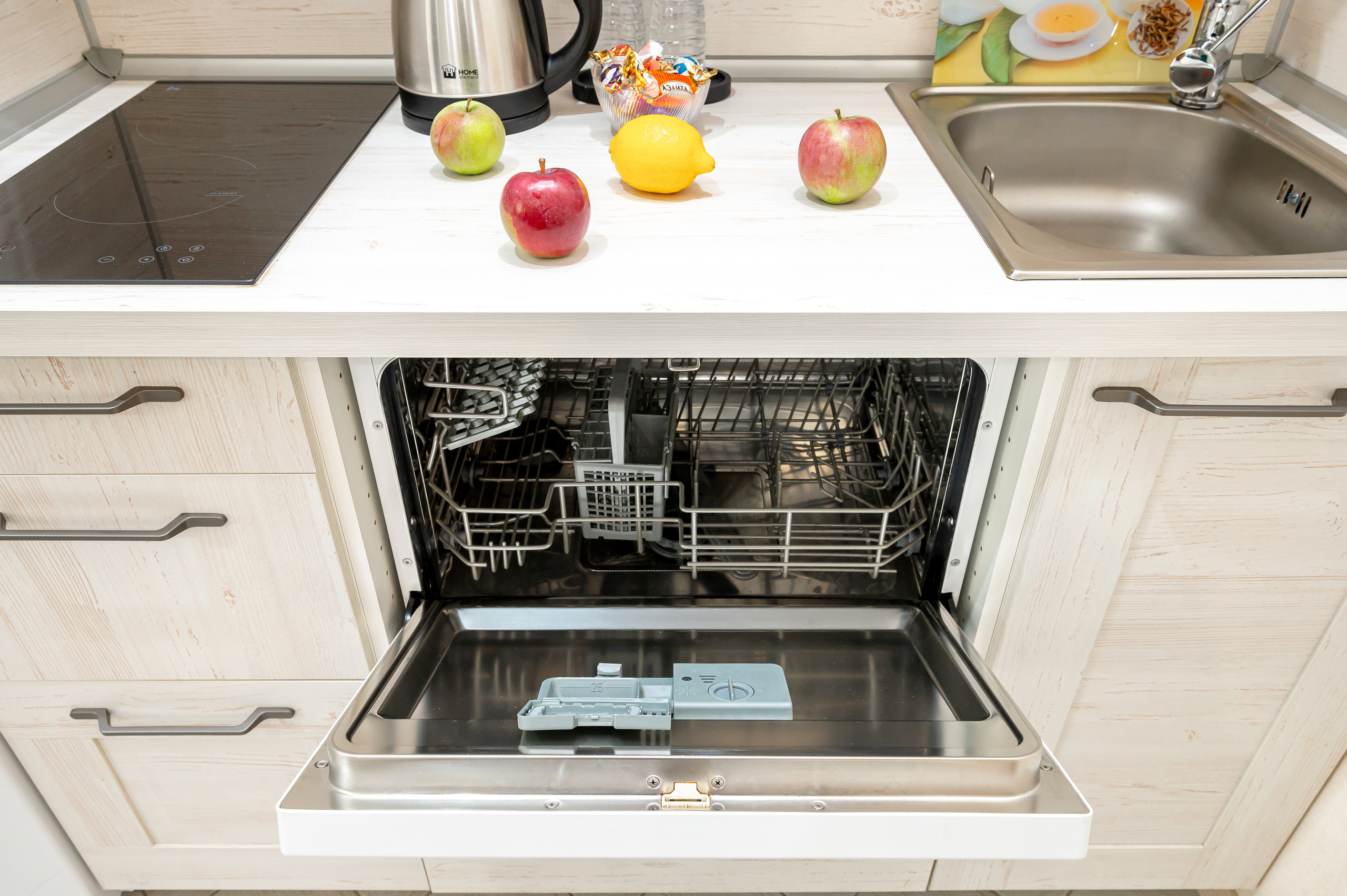 Интересная студия под сдачу в аренду. Интерьерный фотограф. Фото- видеосъемка недвижимости Санкт-Петербург