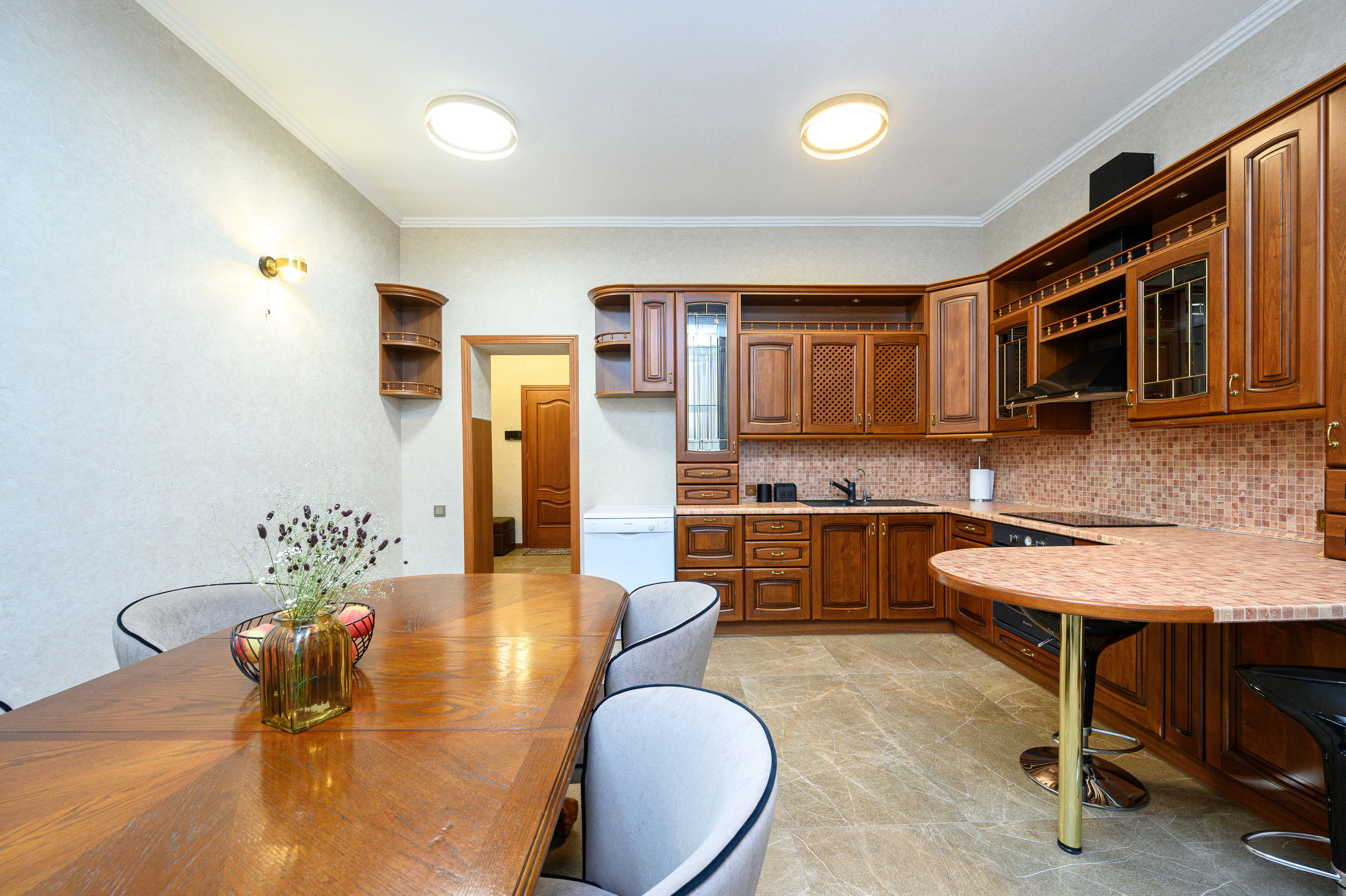 Квартира под долговременную аренду в Питере. Интерьерный фотограф. Фото- видеосъемка недвижимости Санкт-Петербург