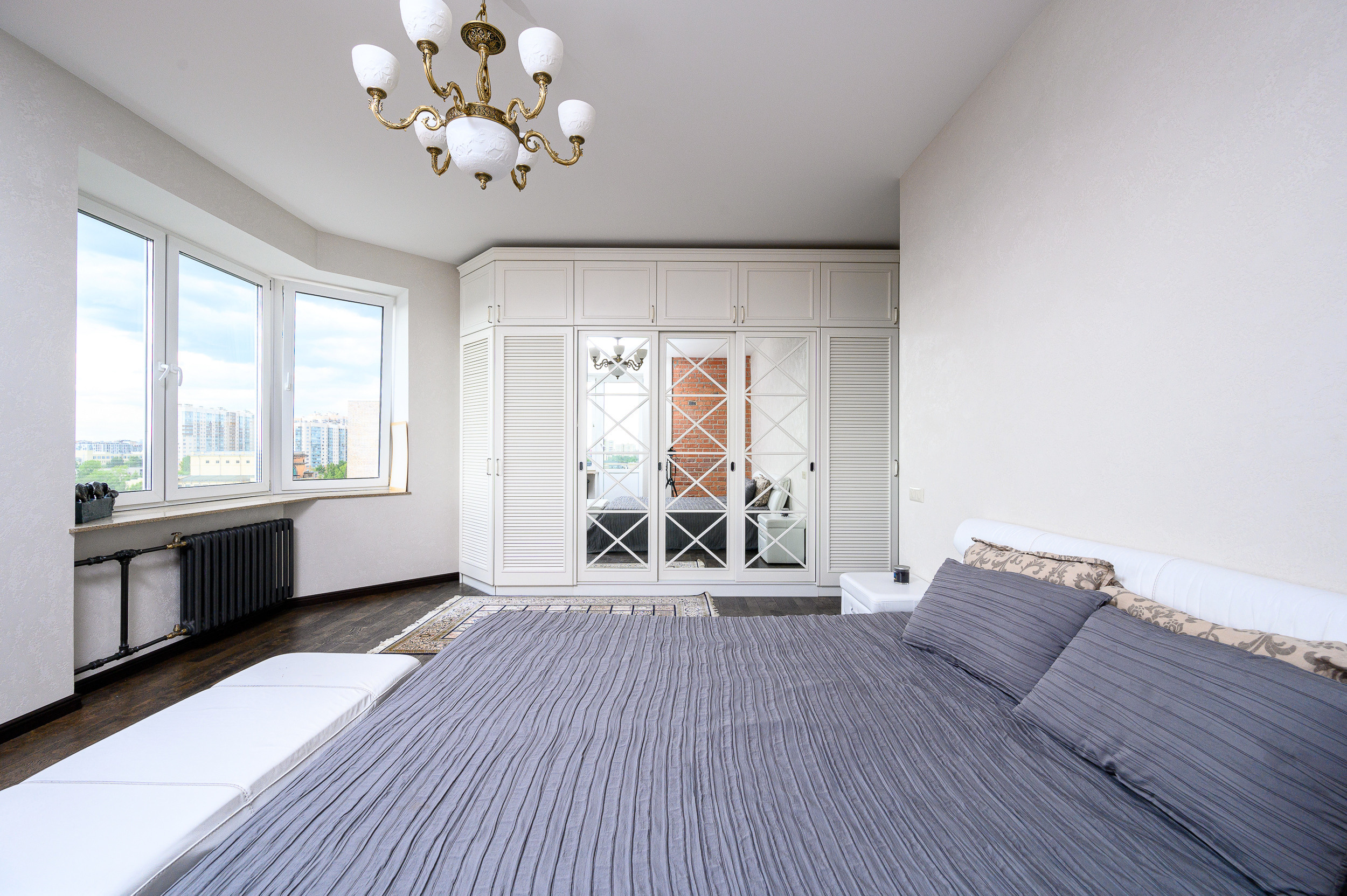 Квартира Санкт-Петербурге. Интерьерный фотограф. Фото- видеосъемка недвижимости Санкт-Петербург