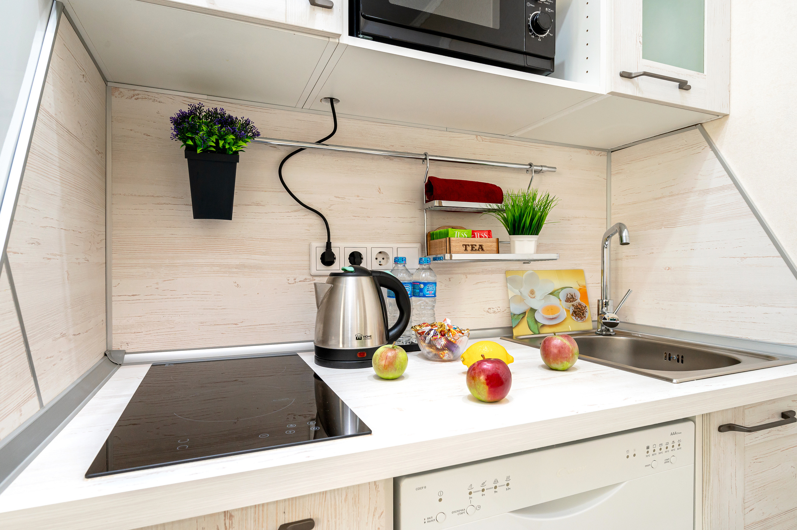 Интересная студия под сдачу в аренду. Интерьерный фотограф. Фото- видеосъемка недвижимости Санкт-Петербург