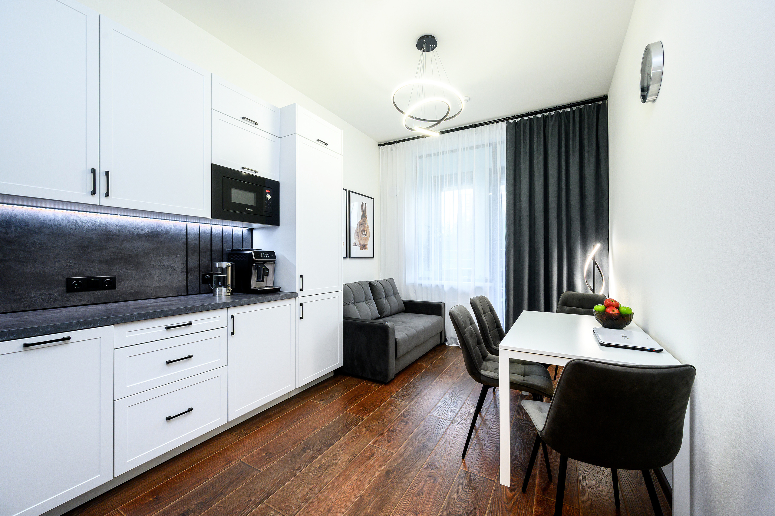 Квартира на продажу. Интерьерный фотограф. Фото- видеосъемка недвижимости Санкт-Петербург