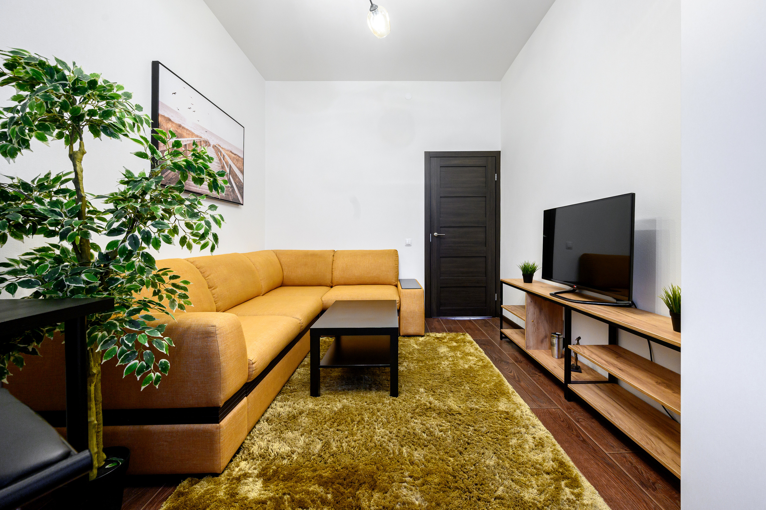 Квартира на продажу. Интерьерный фотограф. Фото- видеосъемка недвижимости Санкт-Петербург