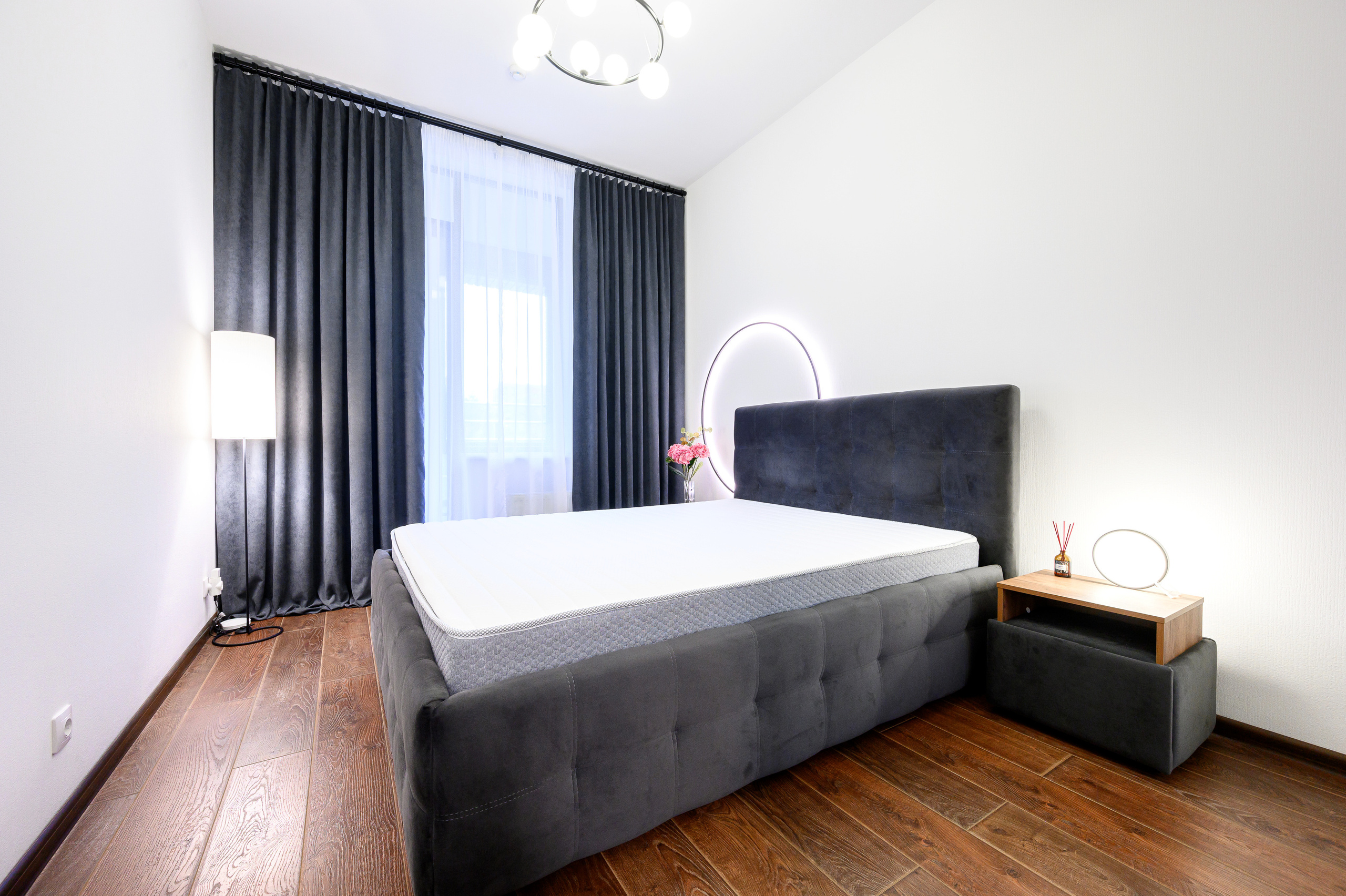 Квартира на продажу. Интерьерный фотограф. Фото- видеосъемка недвижимости Санкт-Петербург