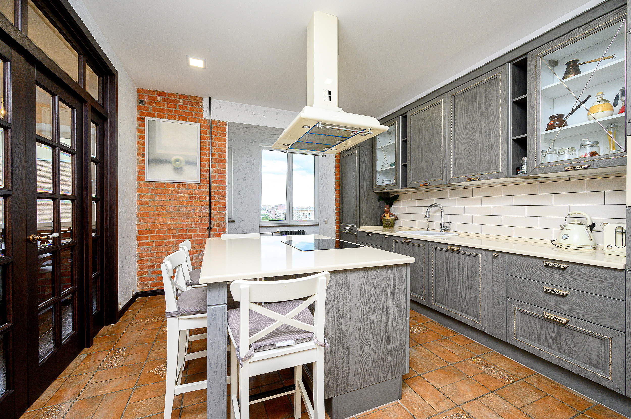 Квартира Санкт-Петербурге. Интерьерный фотограф. Фото- видеосъемка недвижимости Санкт-Петербург