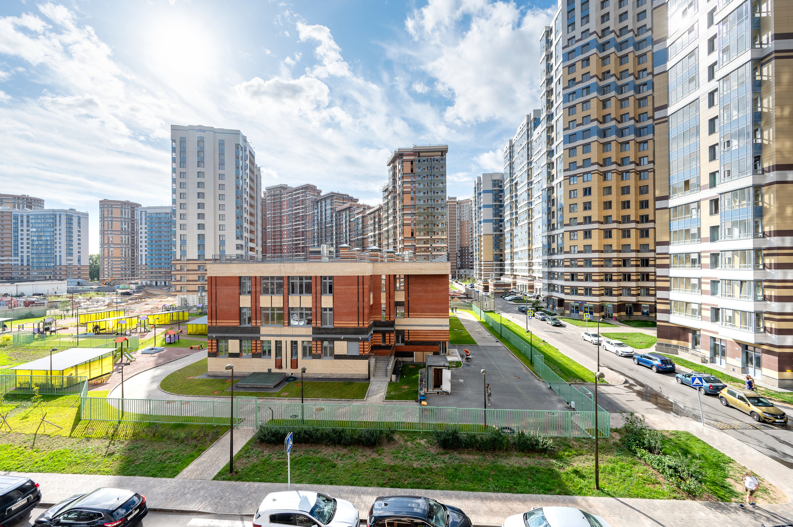 Интересная студия под сдачу в аренду. Интерьерный фотограф. Фото- видеосъемка недвижимости Санкт-Петербург