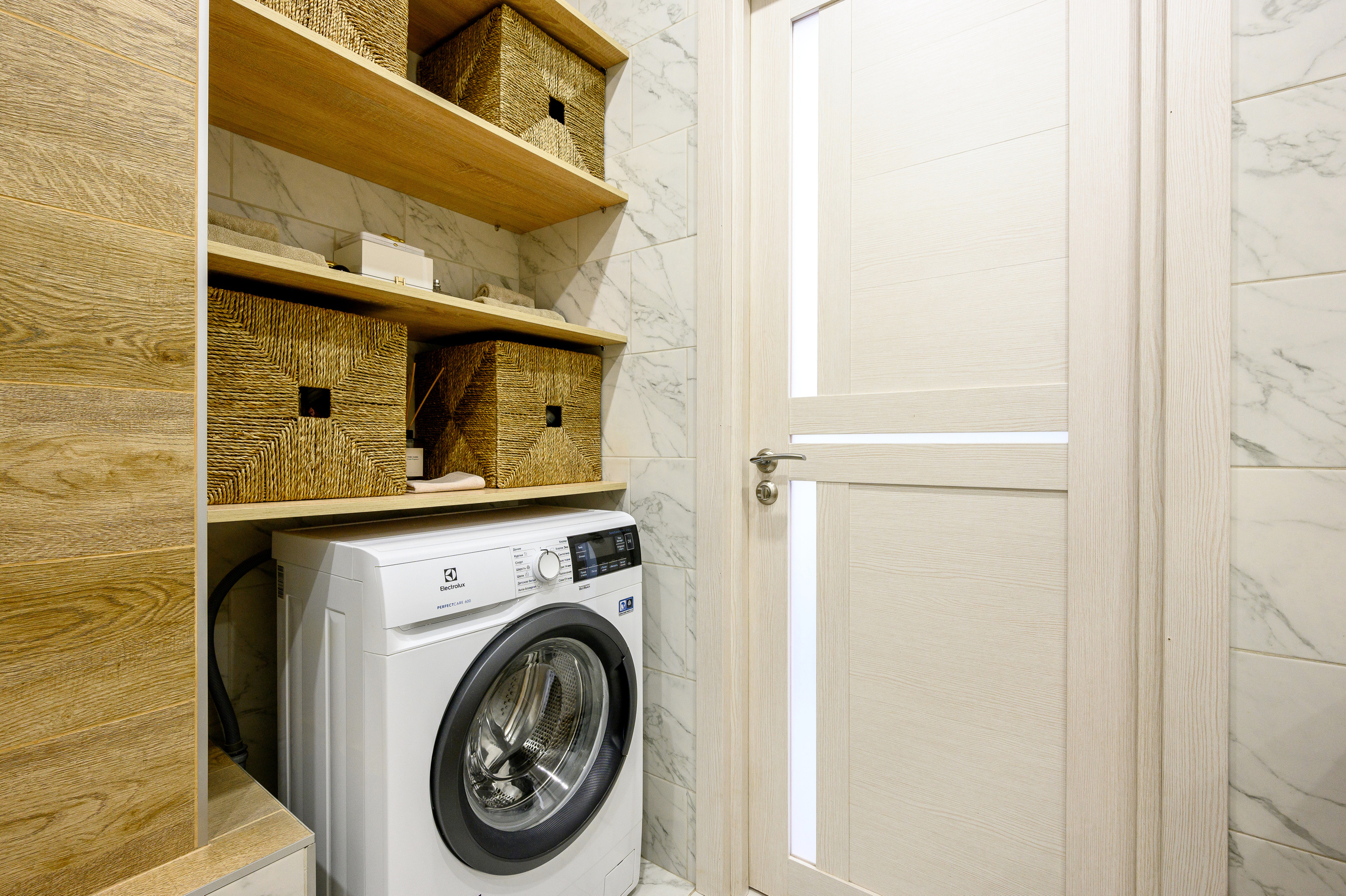 Светлая студия на продажу. Интерьерный фотограф. Фото- видеосъемка недвижимости Санкт-Петербург